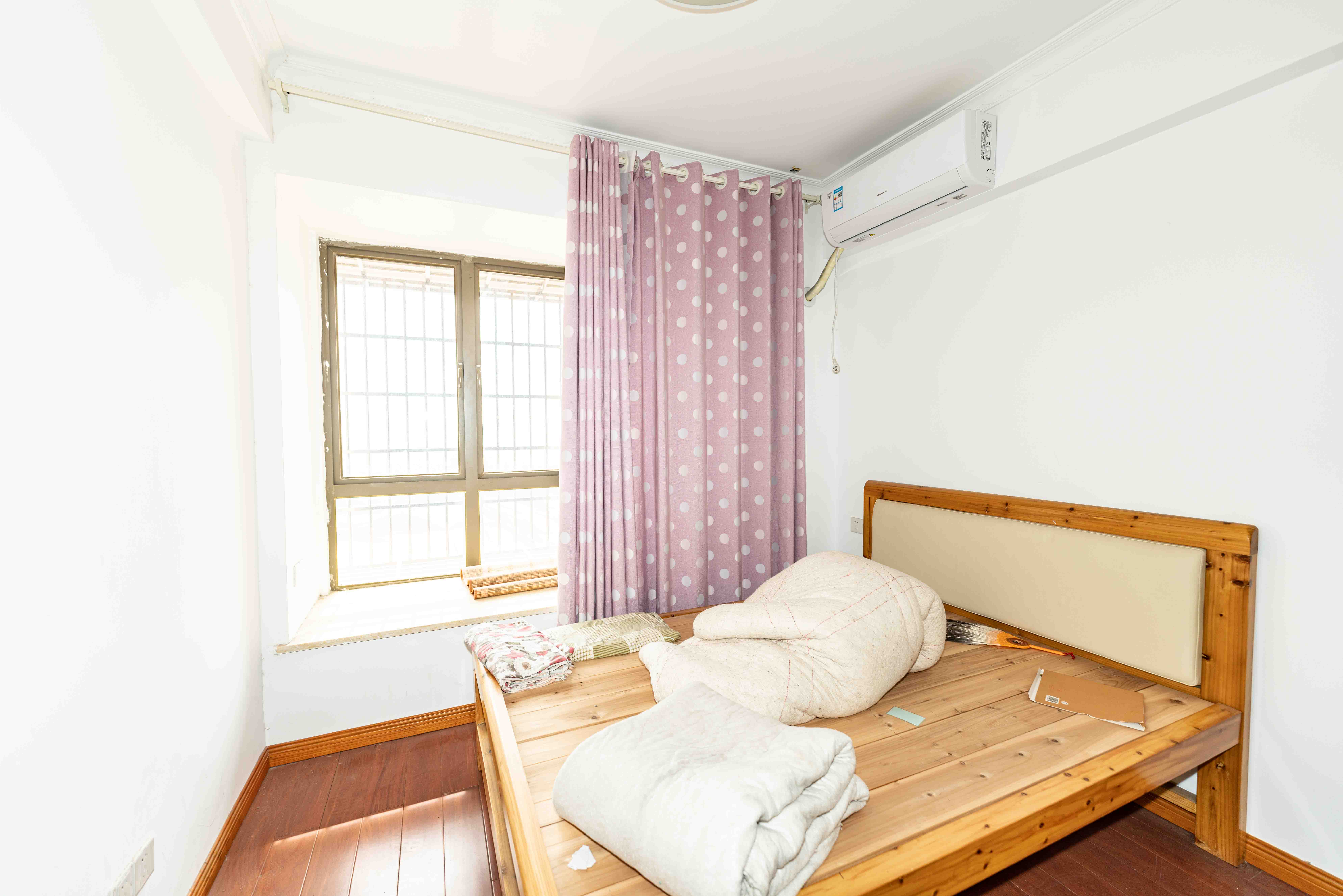 幸福庄园  4室2厅1卫   108.00万其他