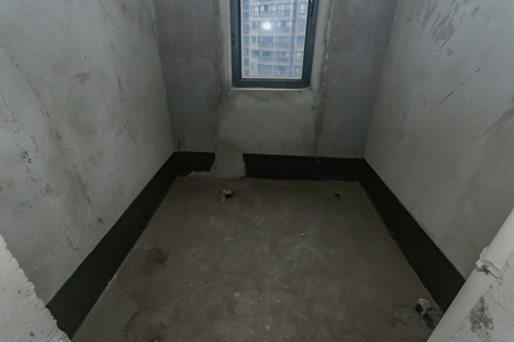 莱茵城  3室2厅2卫    135.0万卫生间