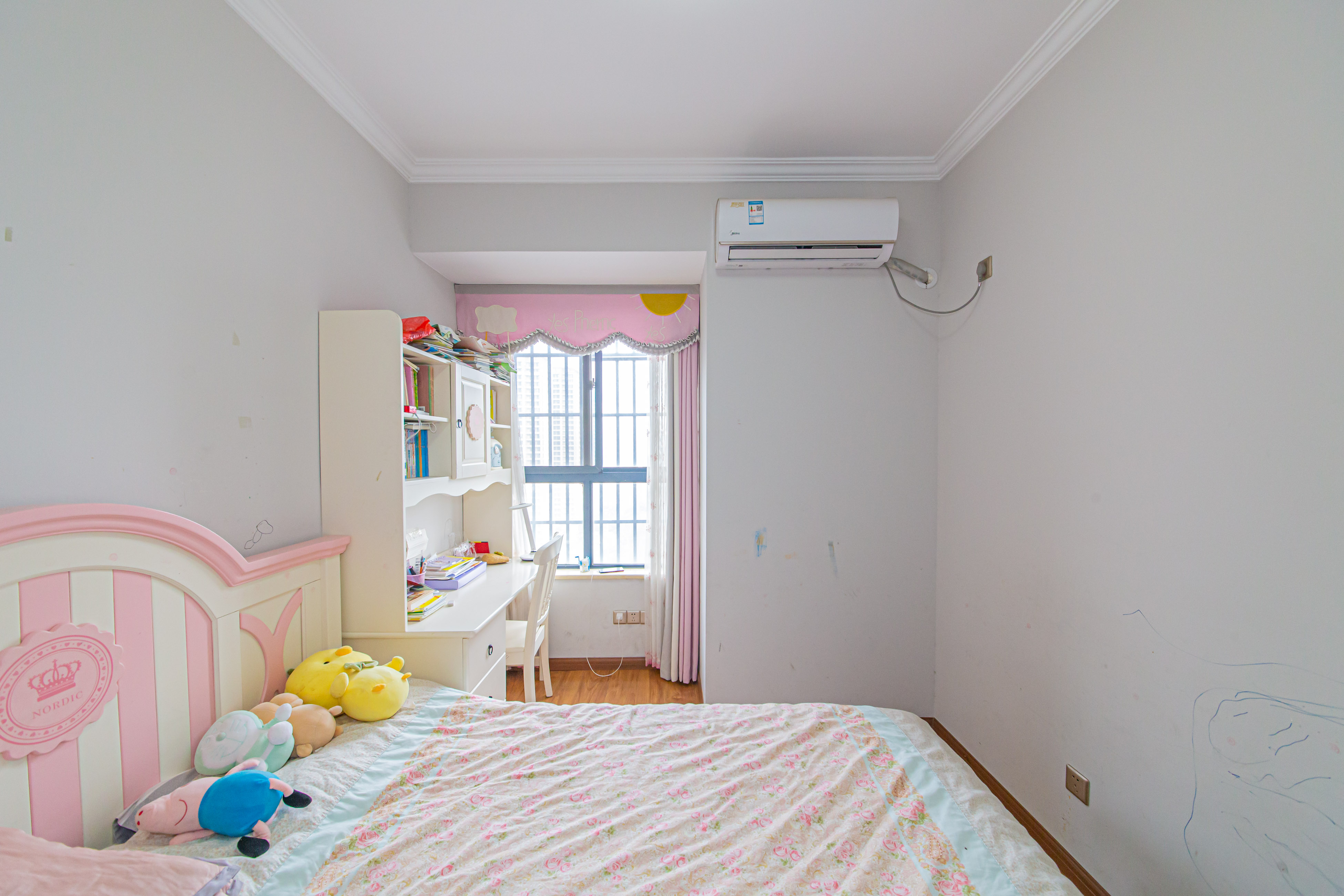 香芙嘉园（广铁湘府嘉园）  2室2厅1卫    79.8万卧室