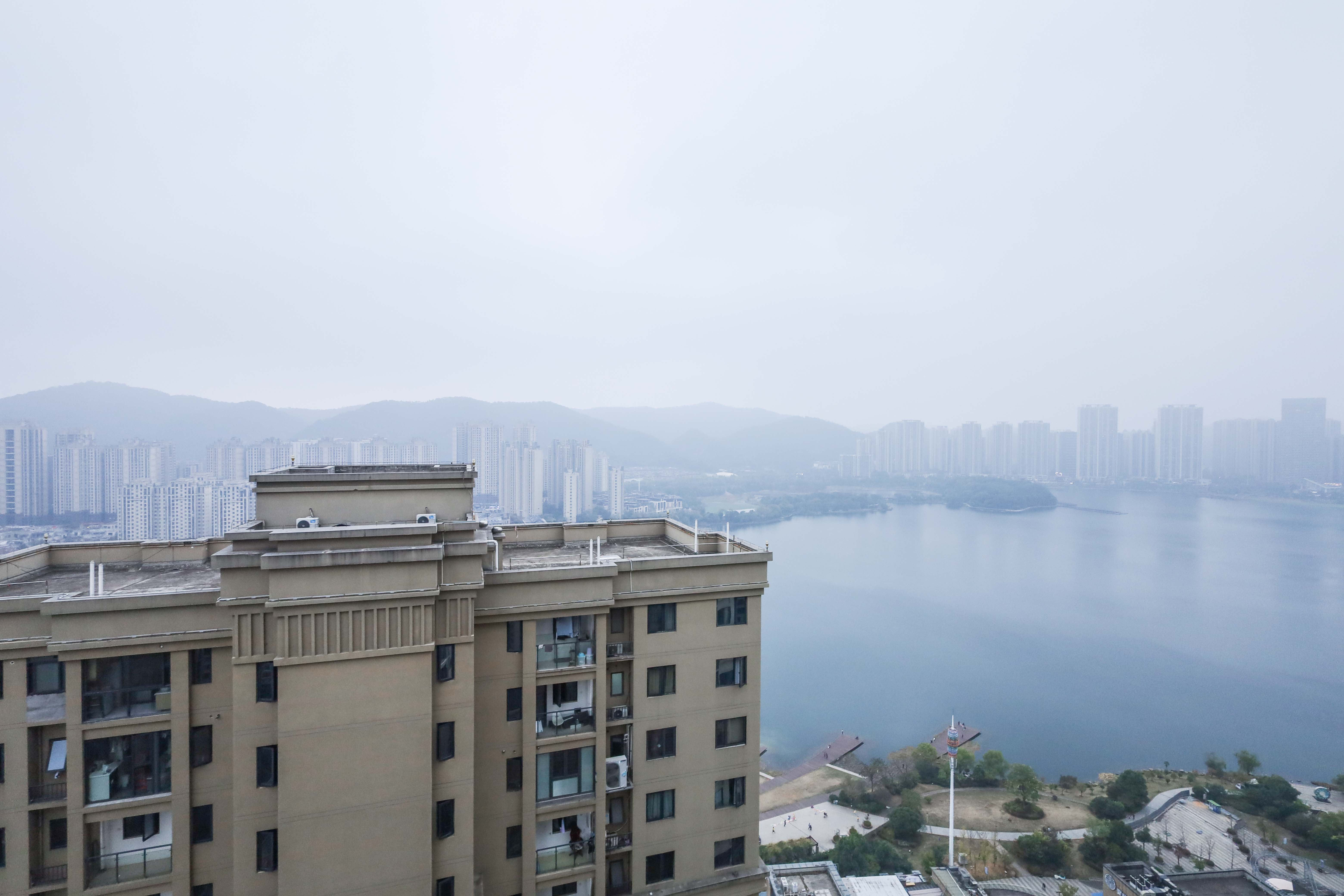 中建梅溪湖中心  4室2厅2卫    320.0万其他