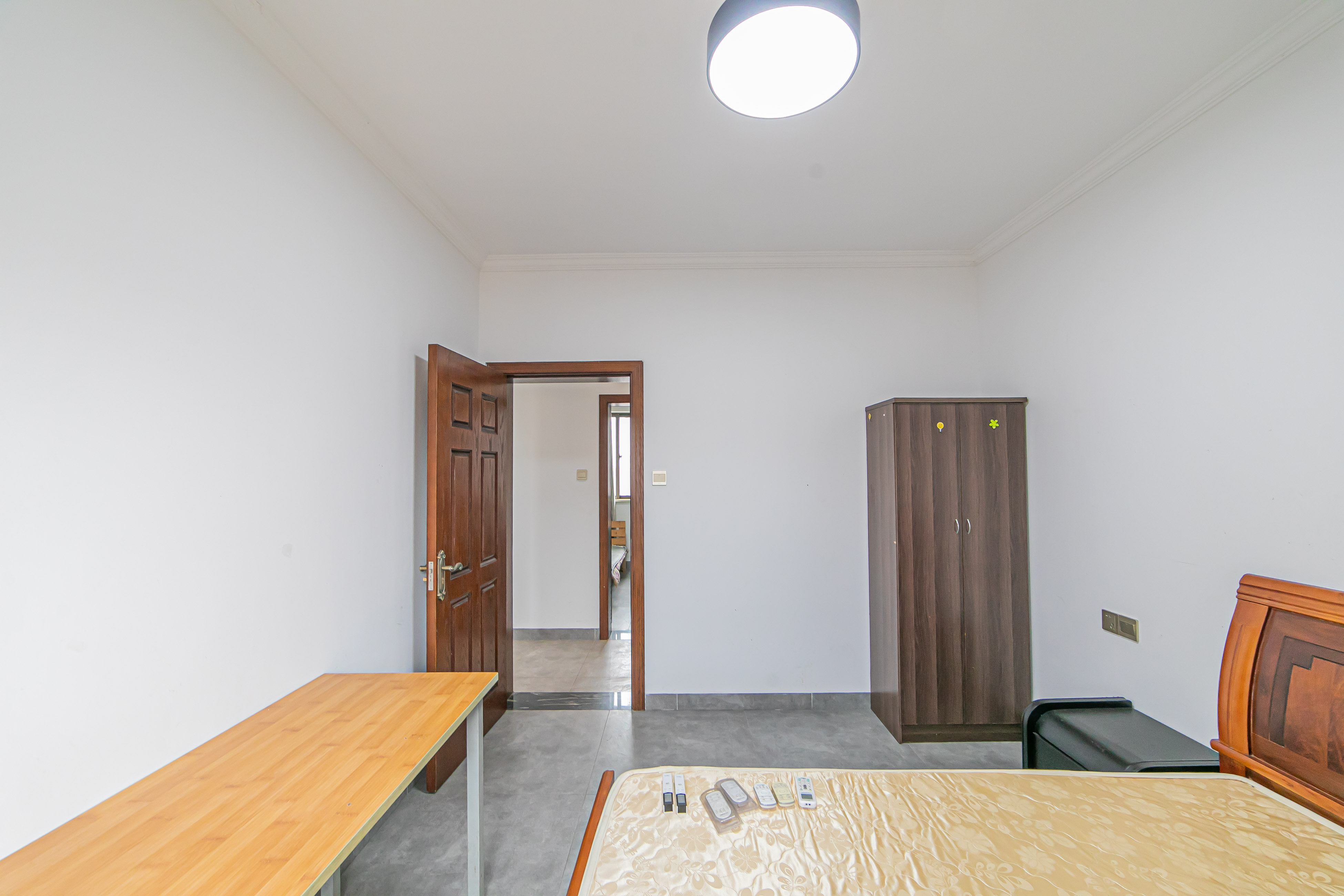 家和院 4室2厅2卫 123.0万 家和院 4室2厅2卫 123.0万卧室