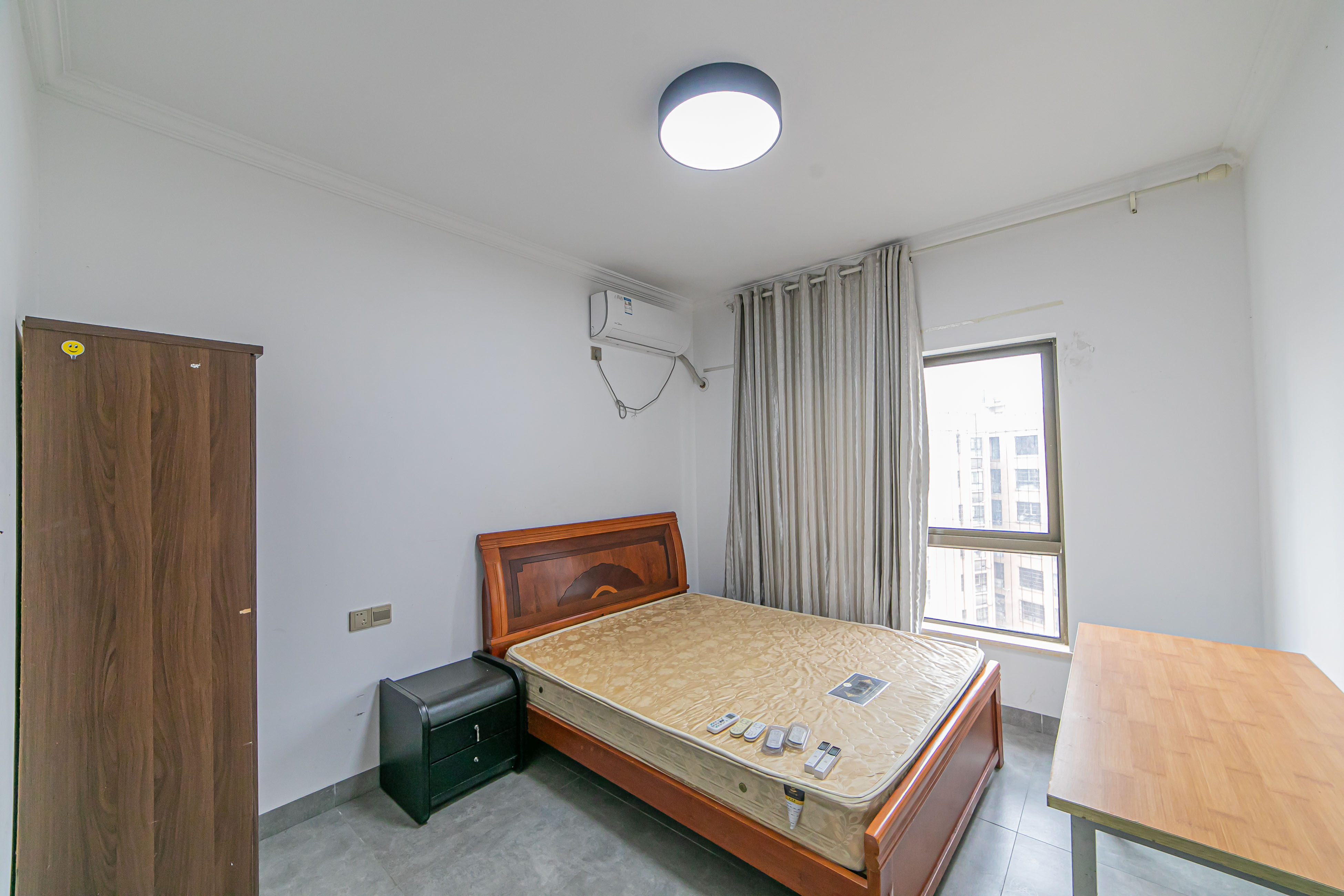 家和院 4室2厅2卫 123.0万 家和院 4室2厅2卫 123.0万卧室