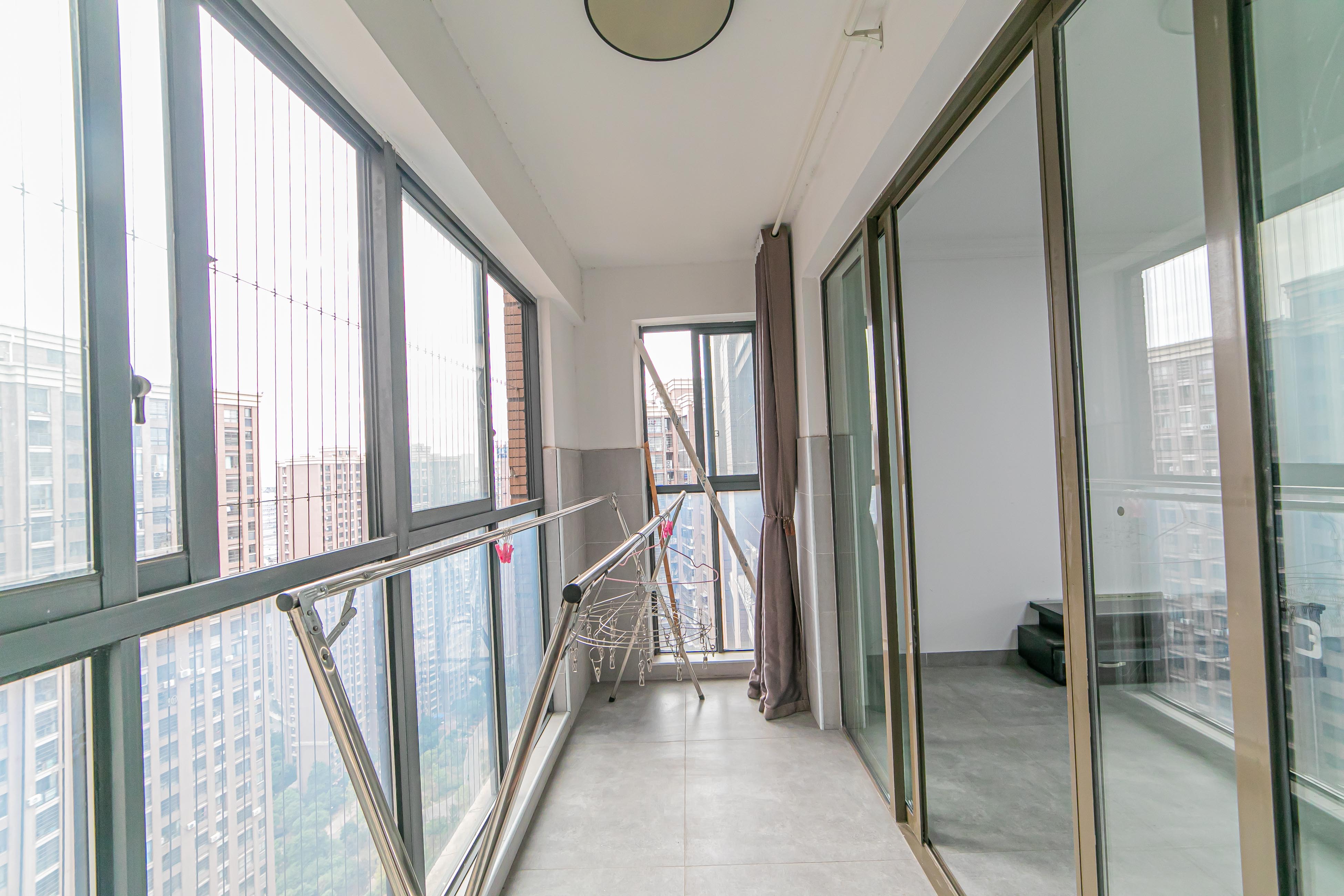 家和院 4室2厅2卫 123.0万 家和院 4室2厅2卫 123.0万阳台