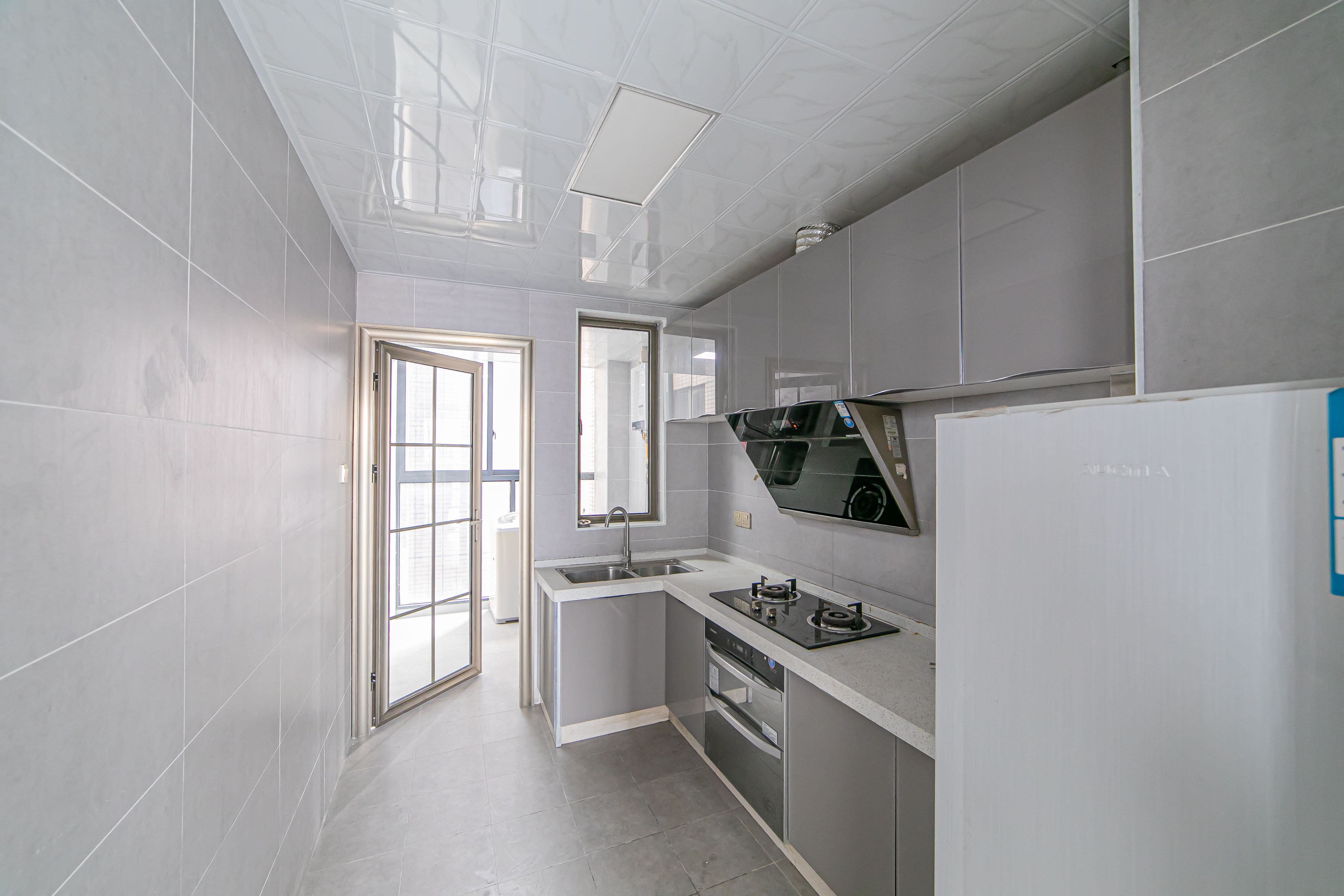 家和院 4室2厅2卫 123.0万 家和院 4室2厅2卫 123.0万厨房