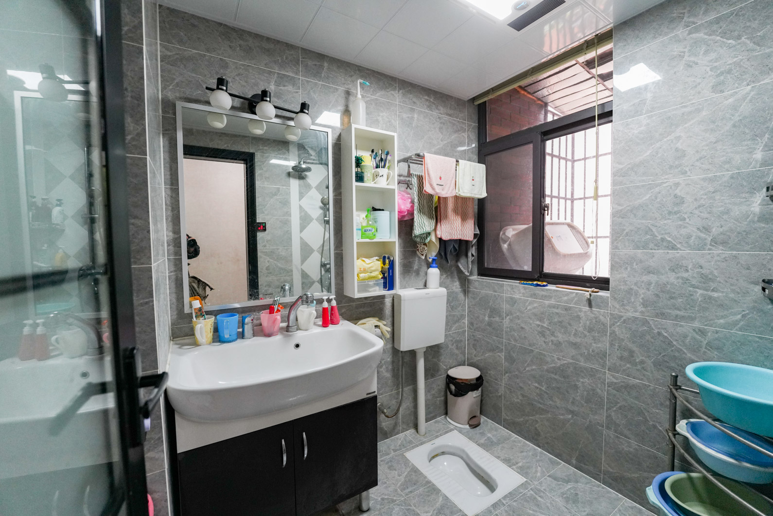 夏威夷碧水春城（碧桂园城市花园）  4室1厅2卫    130.0万卫生间