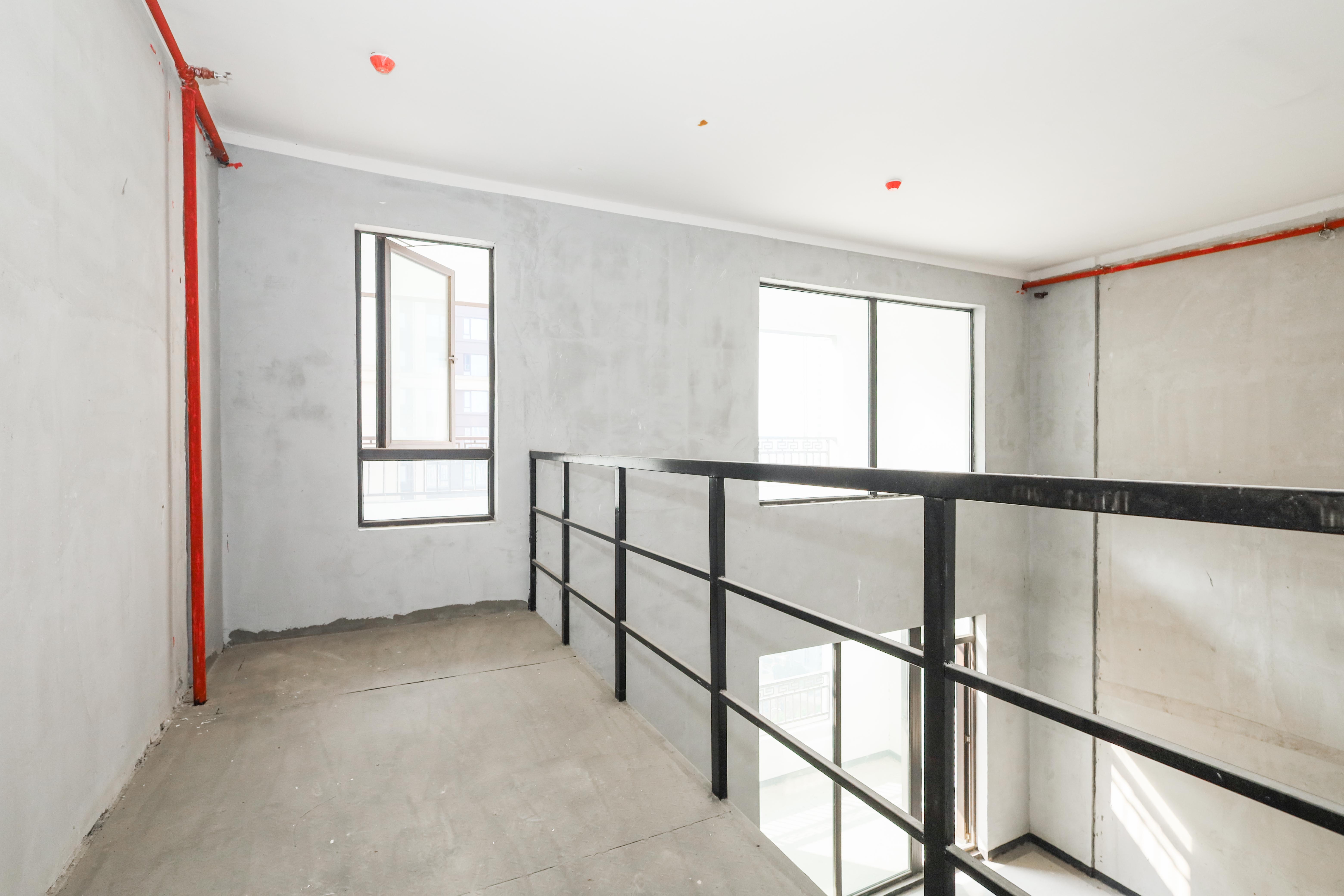 建发央著  4室2厅2卫   286.00万其他