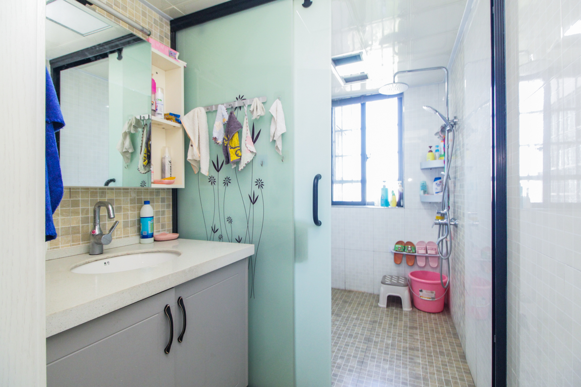 上海城小区  4室2厅1卫    145.0万其他