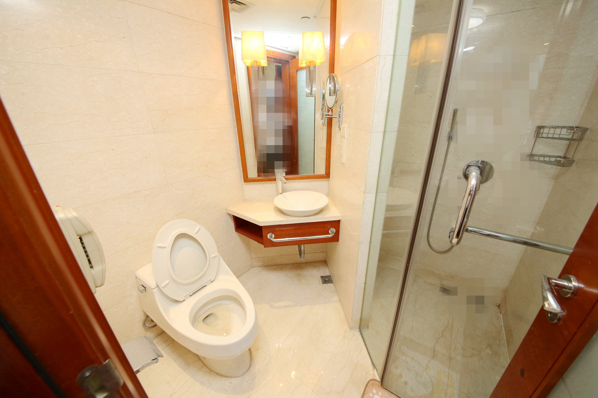 运达国际广场  2室2厅1卫    178.0万卫生间