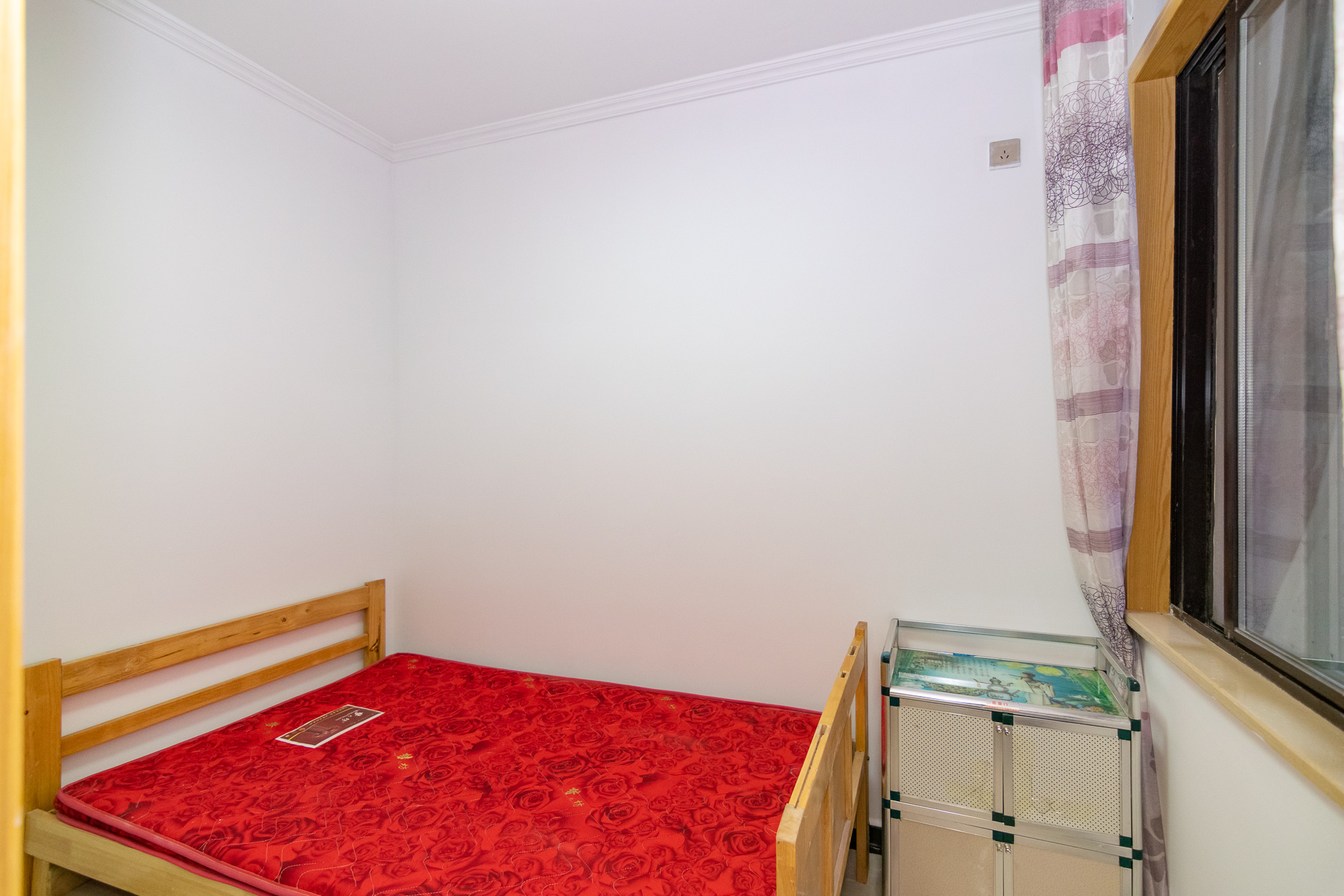 新城国际花都 2室2厅1卫 44.0万 新城国际花都 2室2厅1卫 44.0万卧室