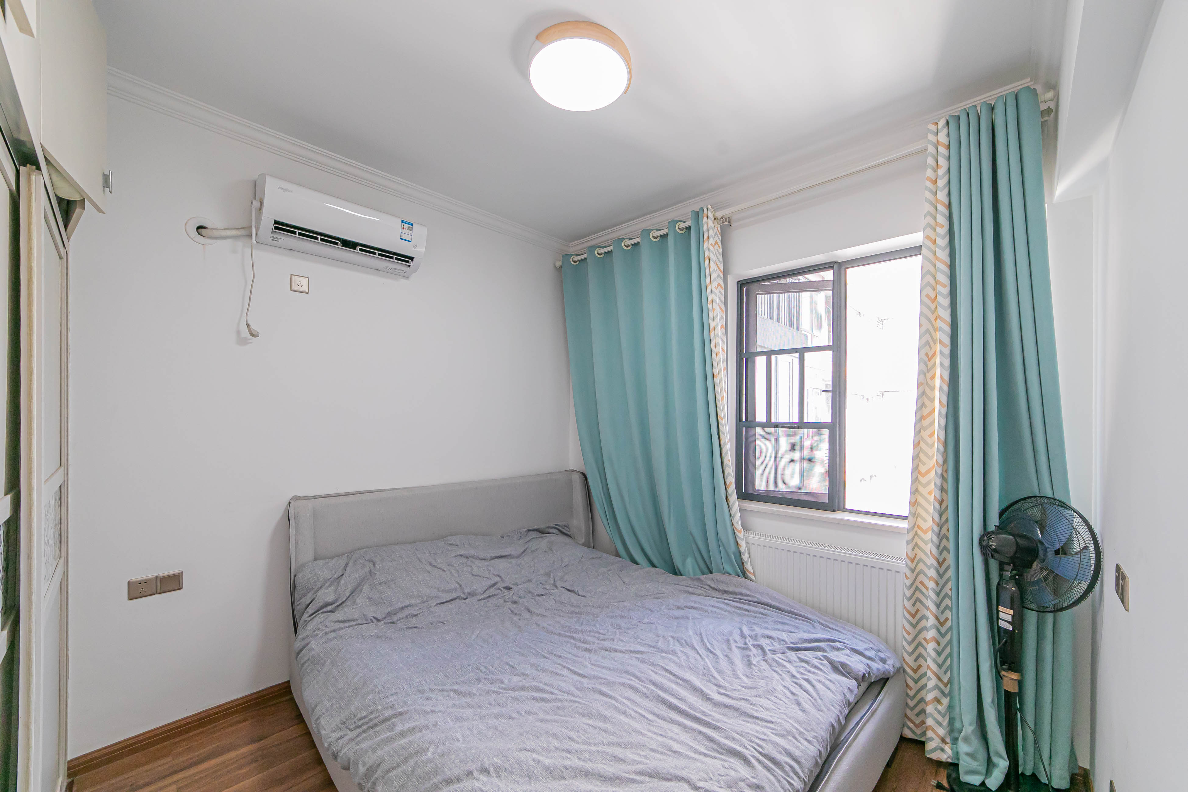 恒基凯旋门三期  3室2厅1卫    138.8万卧室