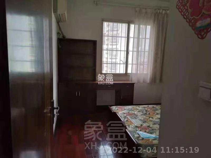 东方花园 4室2厅1卫 2200.00元/月 东方花园 4室2厅1卫 2200.00元/月室内图