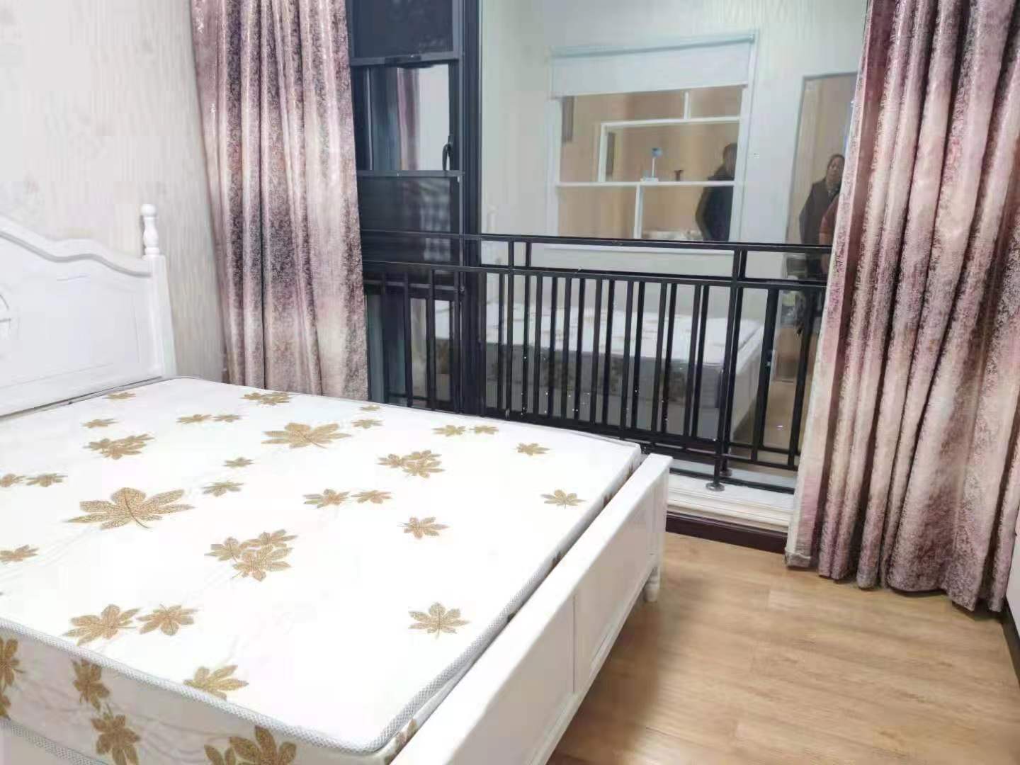 美的林城时代  0室0厅0卫   2400.00元/月室内图