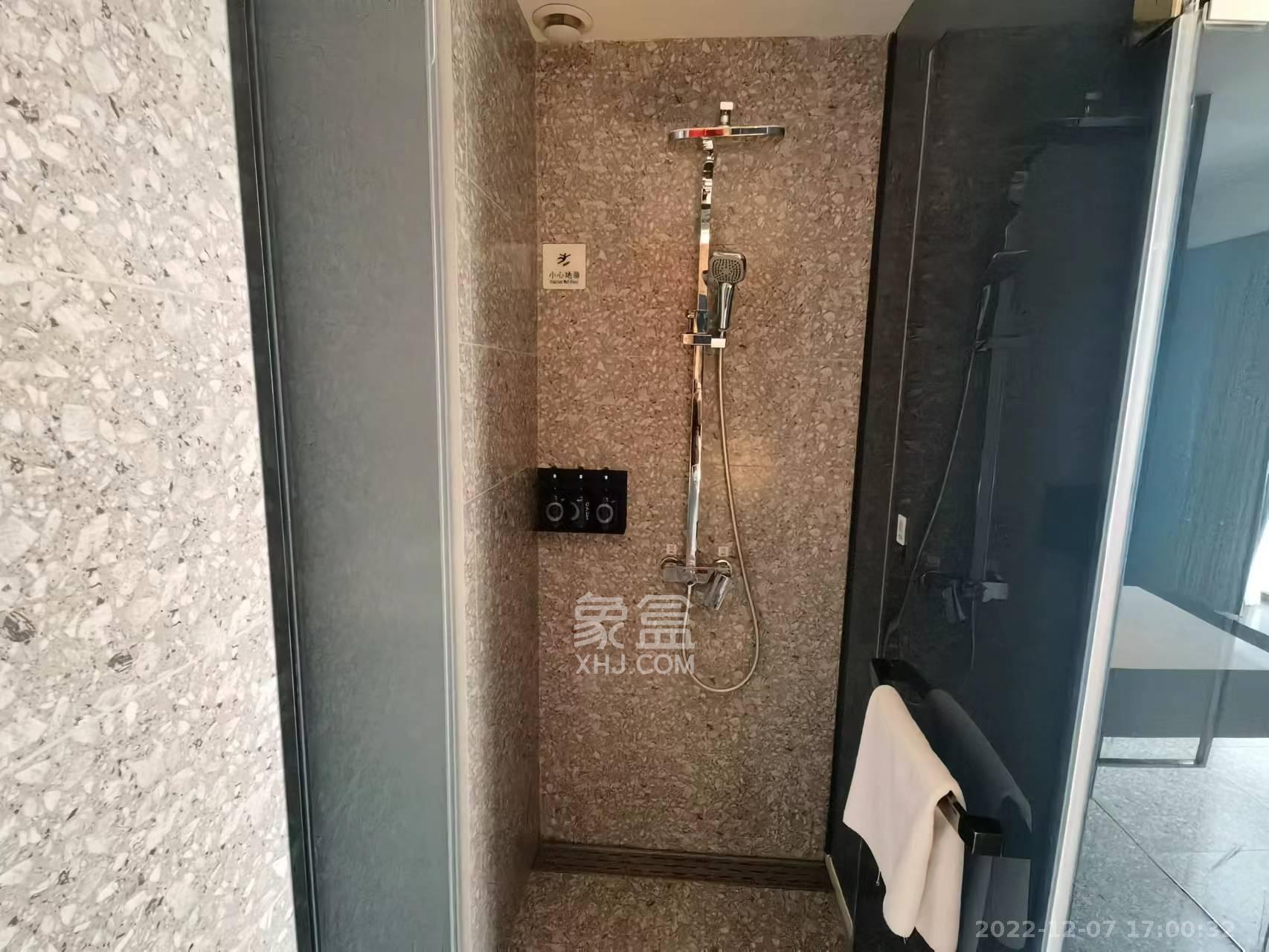 宇成朝阳广场  1室1厅1卫   2500.00元/月室内图