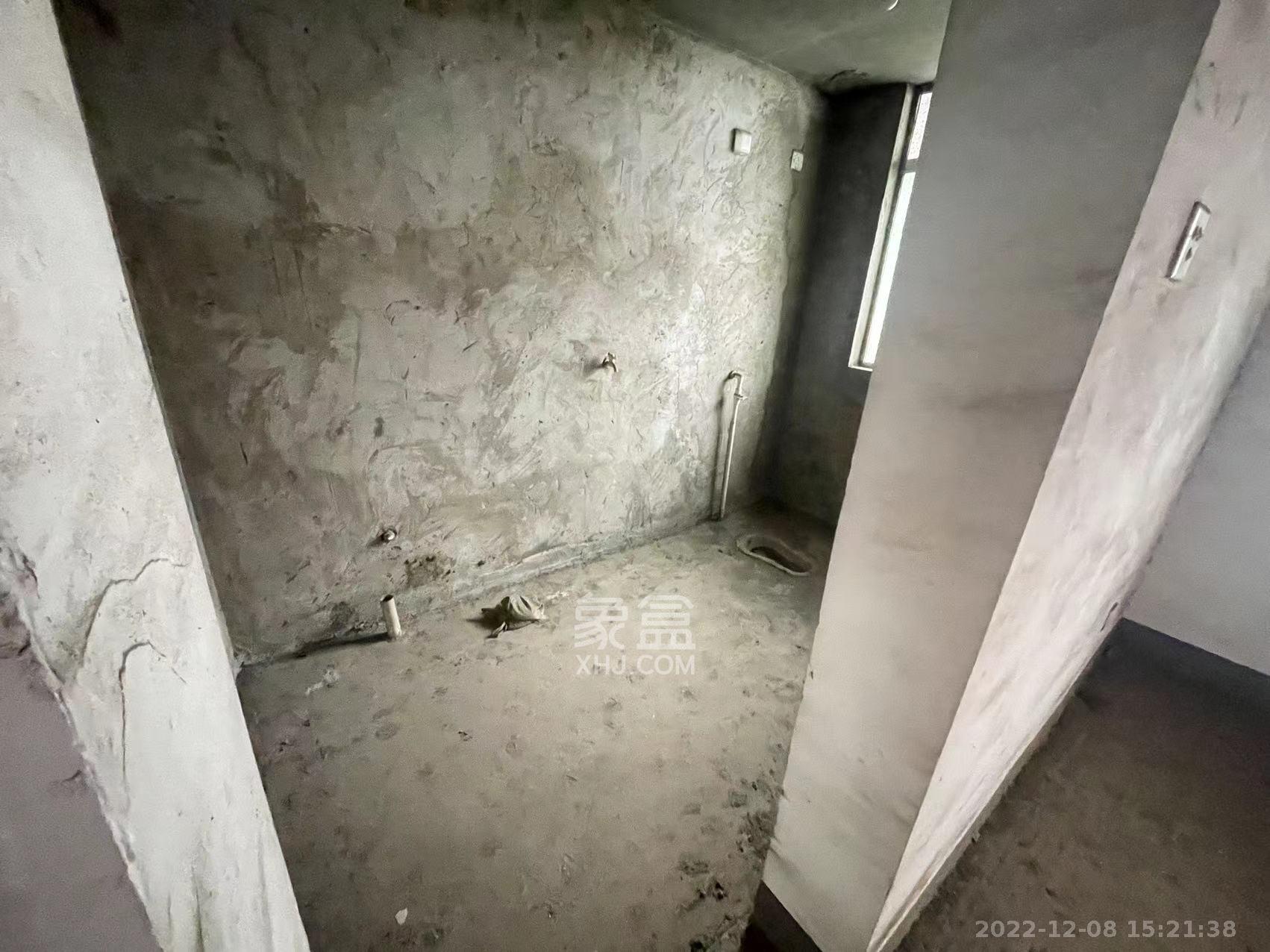 名都凯旋城  4室2厅2卫   2600.00元/月室内图