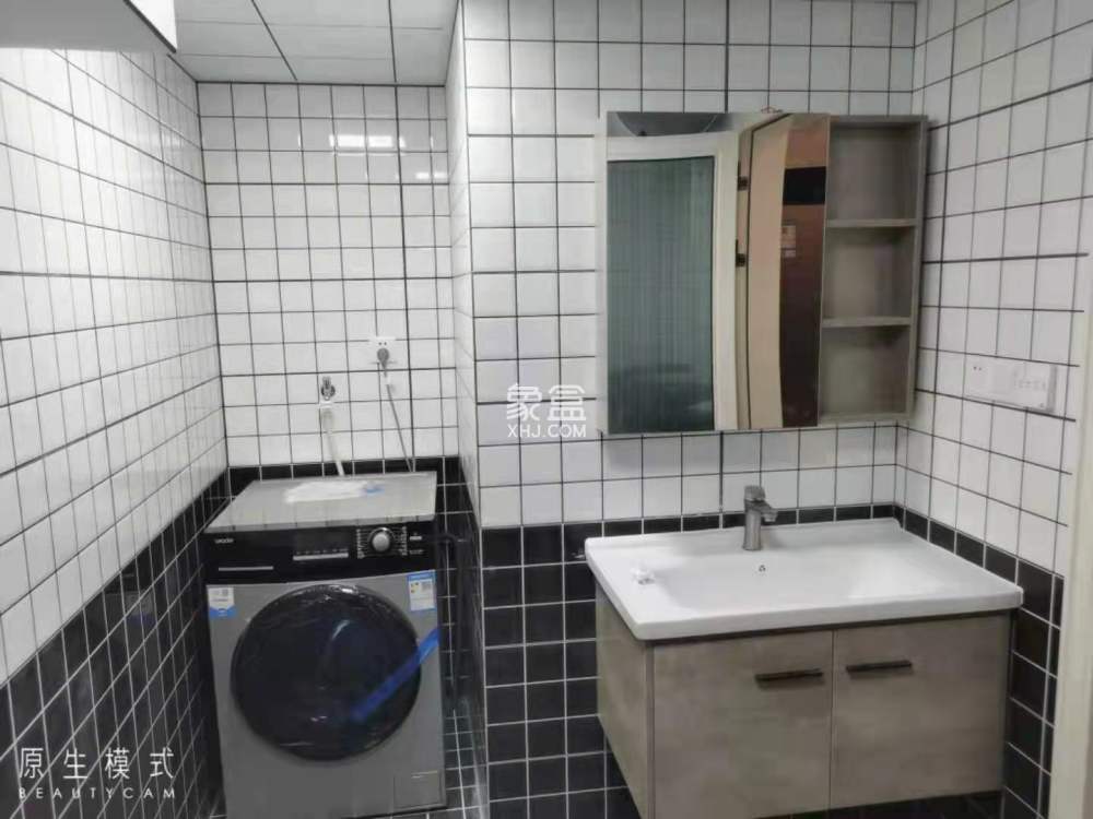 恒大滨河左岸  1室1厅1卫   1650.00元/月室内图
