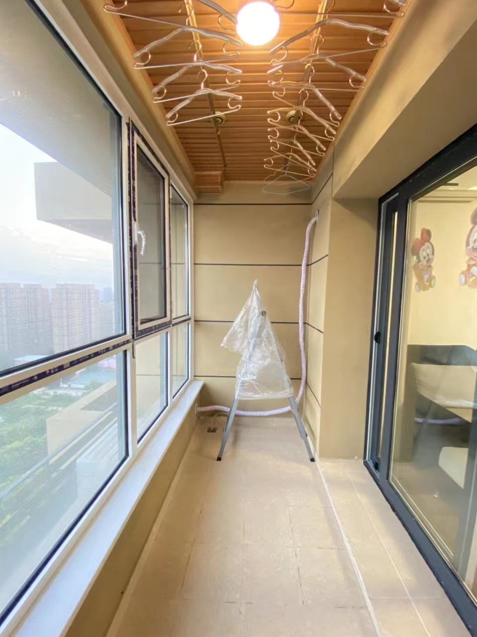 中铁建万科翡翠  3室2厅1卫   2980.00元/月室内图