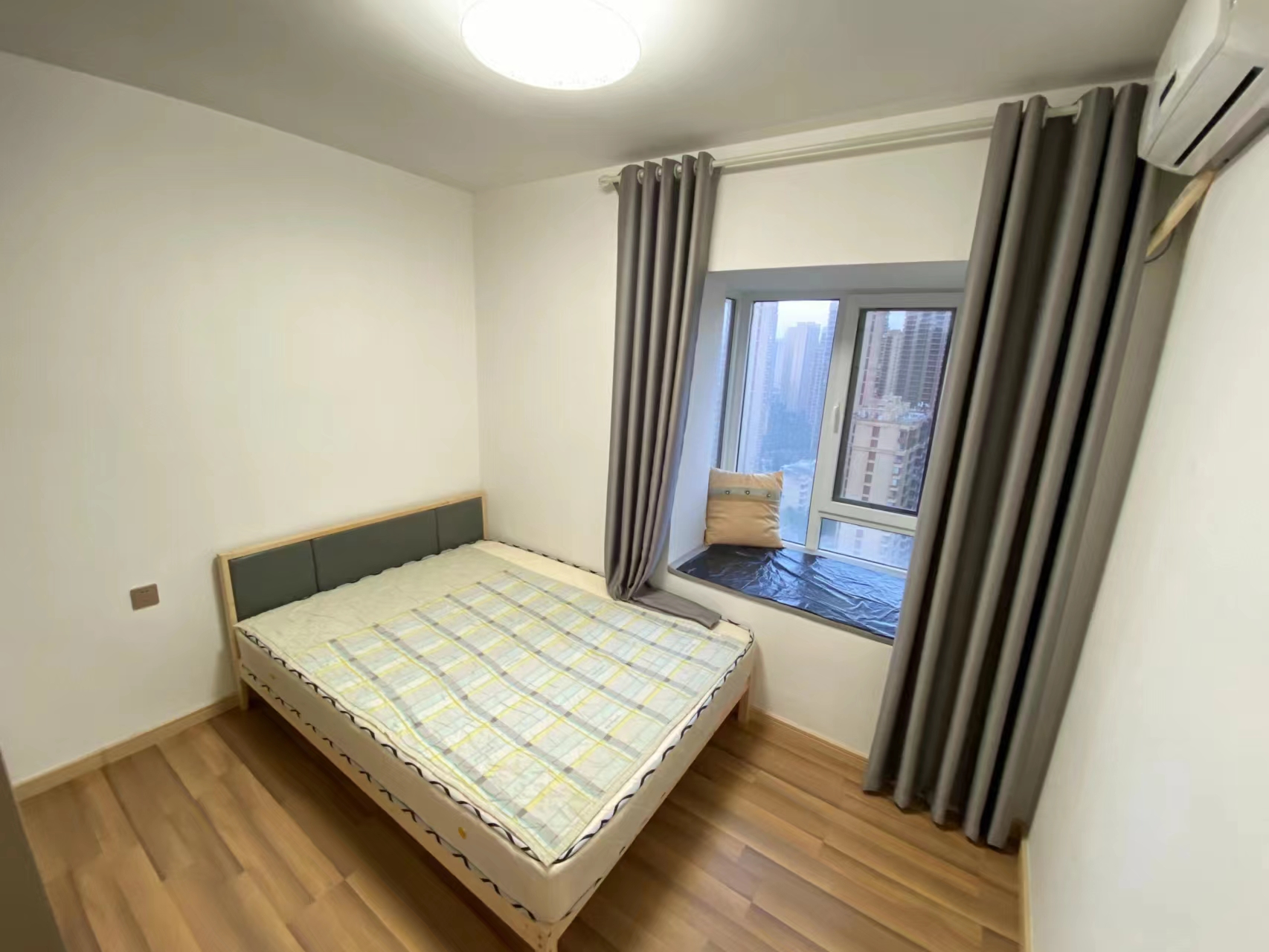中铁建万科翡翠  3室2厅1卫   2980.00元/月室内图