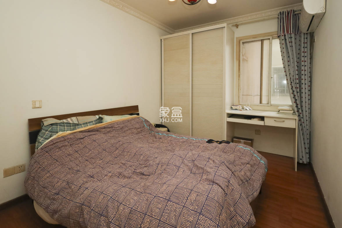 湘许嘉园  3室2厅2卫    96.0万 湘许嘉园  3室2厅2卫    96.0万卧室