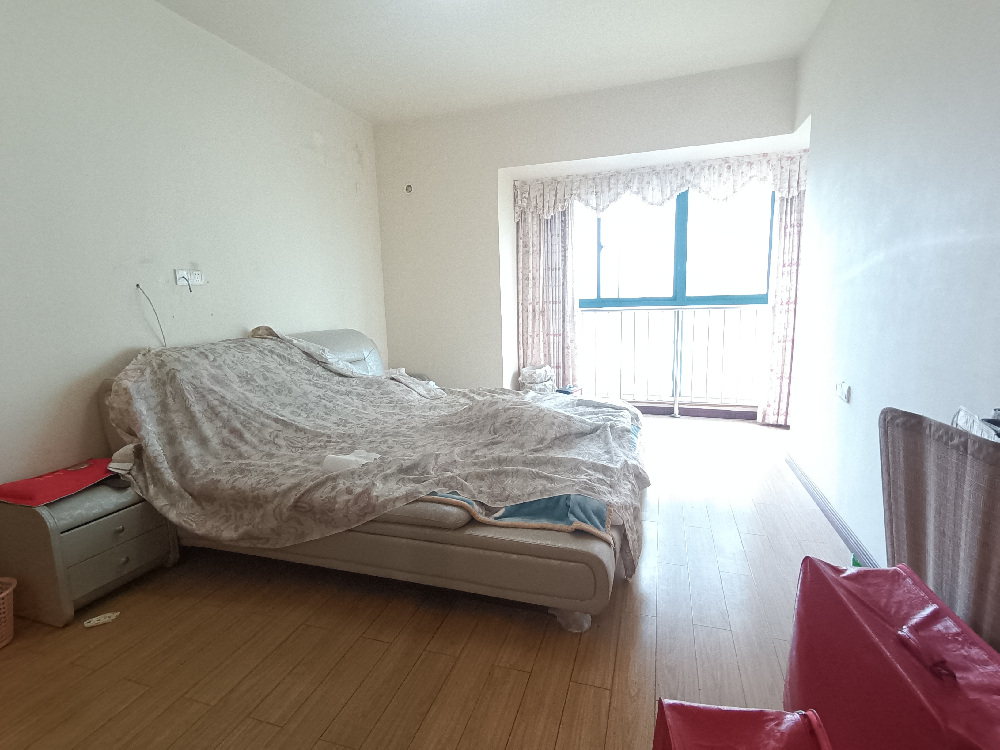 经世皇城 3室2厅1卫 75.8万 经世皇城 3室2厅1卫 75.8万室内图