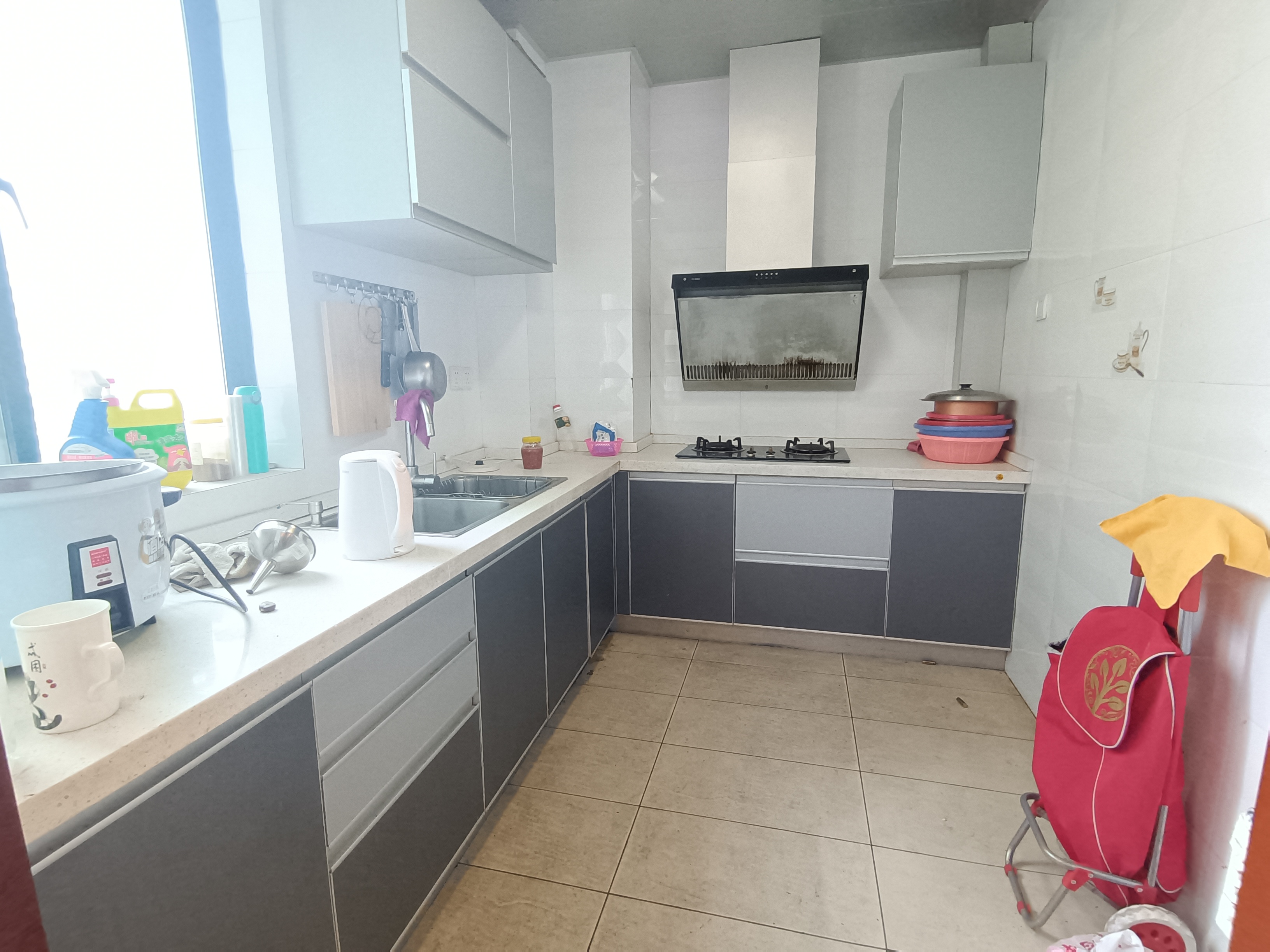 经世皇城 3室2厅1卫 75.8万 经世皇城 3室2厅1卫 75.8万室内图