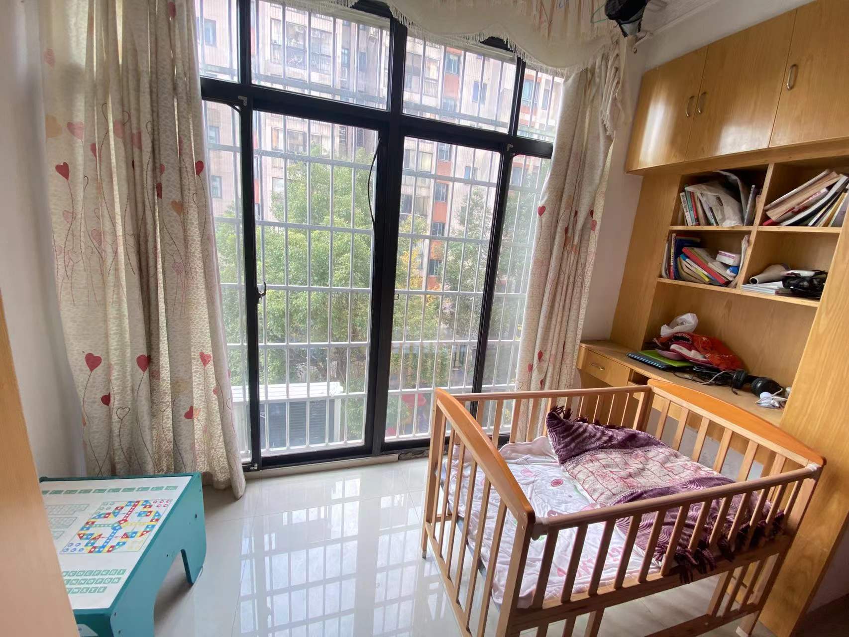 水晶名居 3室2厅2卫 65.0万 水晶名居 3室2厅2卫 65.0万室内图