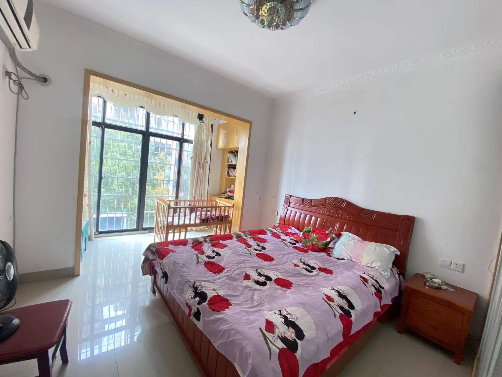 水晶名居 3室2厅2卫 65.0万 水晶名居 3室2厅2卫 65.0万室内图