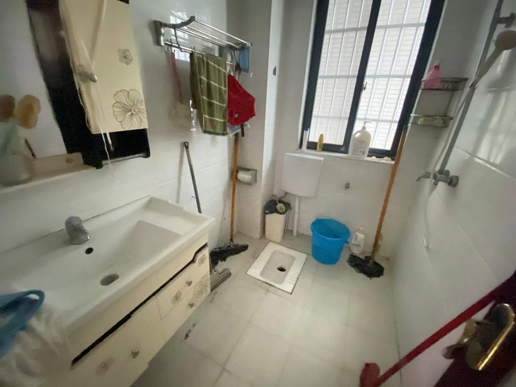 水晶名居 3室2厅2卫 65.0万 水晶名居 3室2厅2卫 65.0万室内图