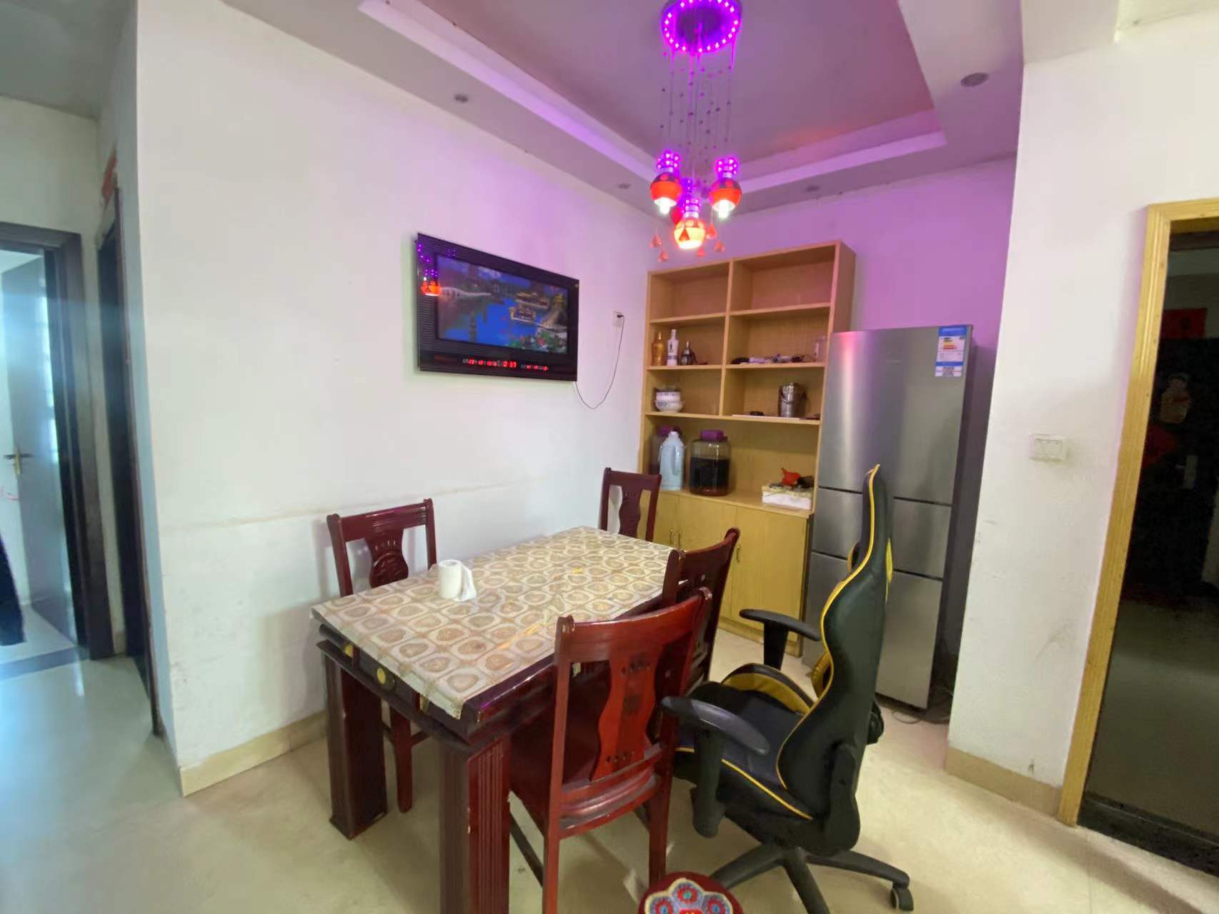 水晶名居 3室2厅2卫 65.0万 水晶名居 3室2厅2卫 65.0万室内图