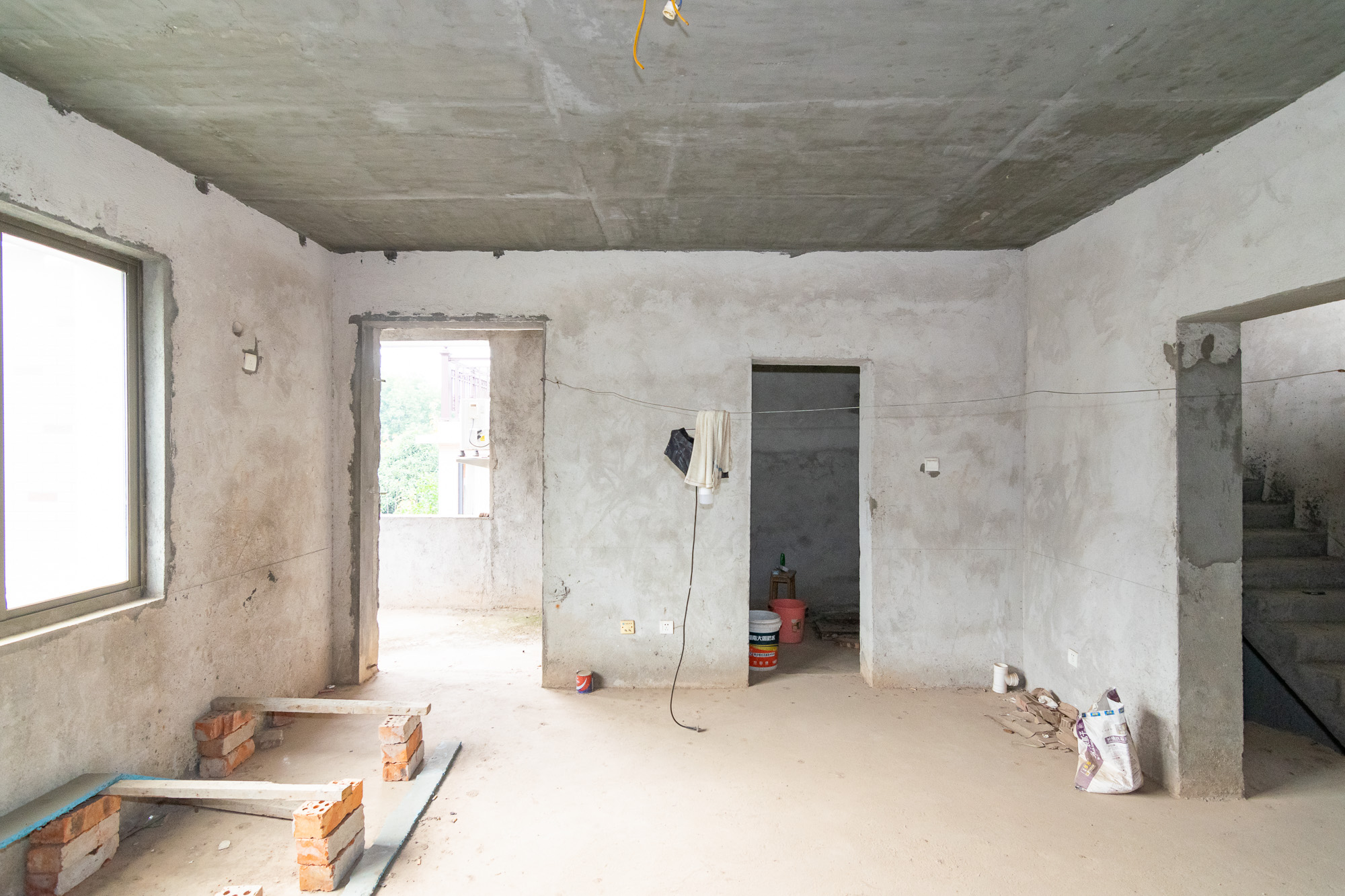 湖南报业文化城(米地亚家园) 6室2厅4卫 345.0万 湖南报业文化城(米地亚家园) 6室2厅4卫 345.0万卧室