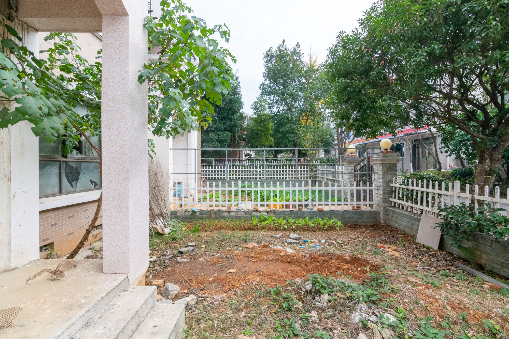 湖南报业文化城(米地亚家园) 6室2厅4卫 345.0万 湖南报业文化城(米地亚家园) 6室2厅4卫 345.0万其他