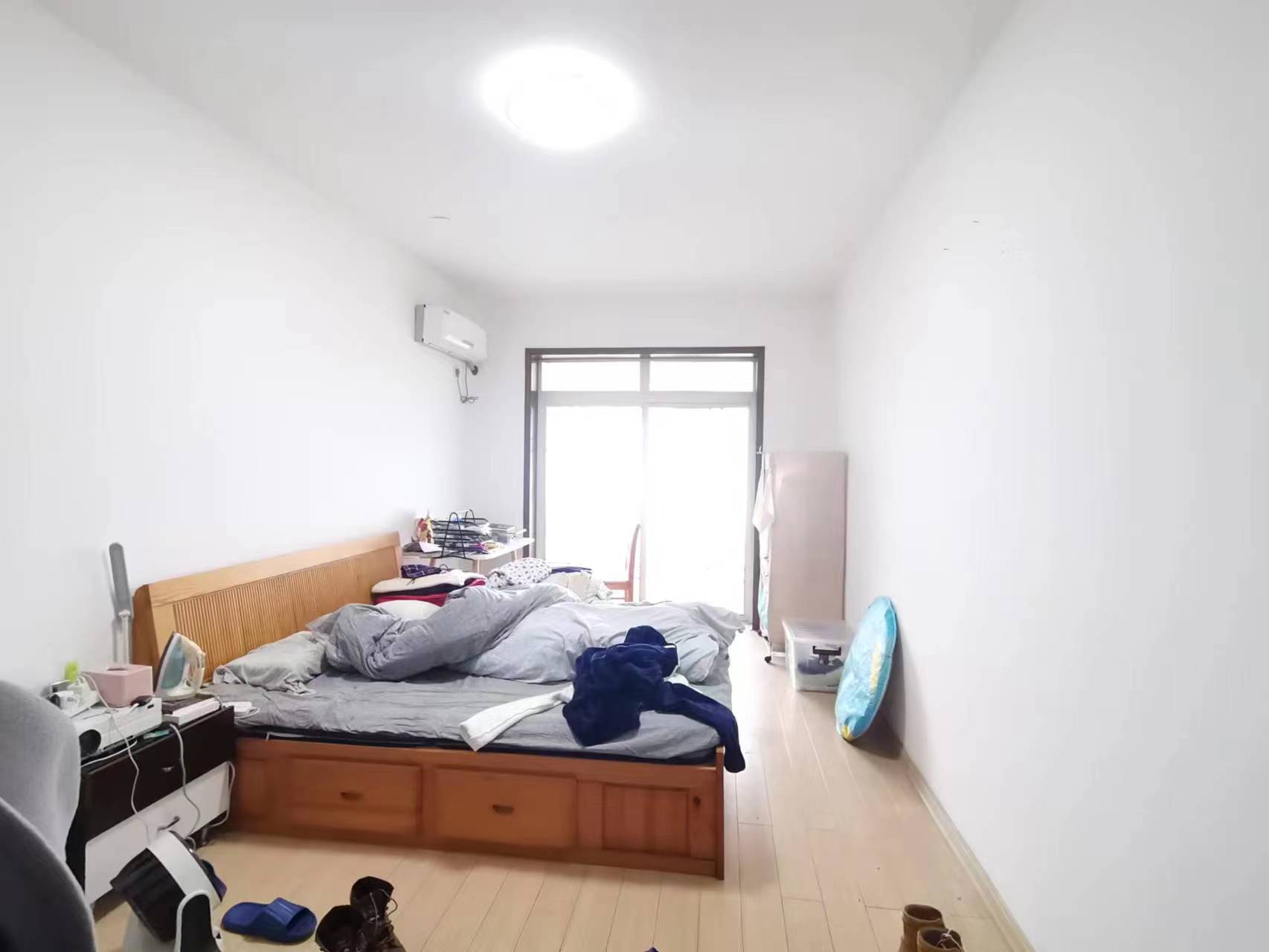 三湘名苑 3室2厅2卫 43.8万 三湘名苑 3室2厅2卫 43.8万客厅