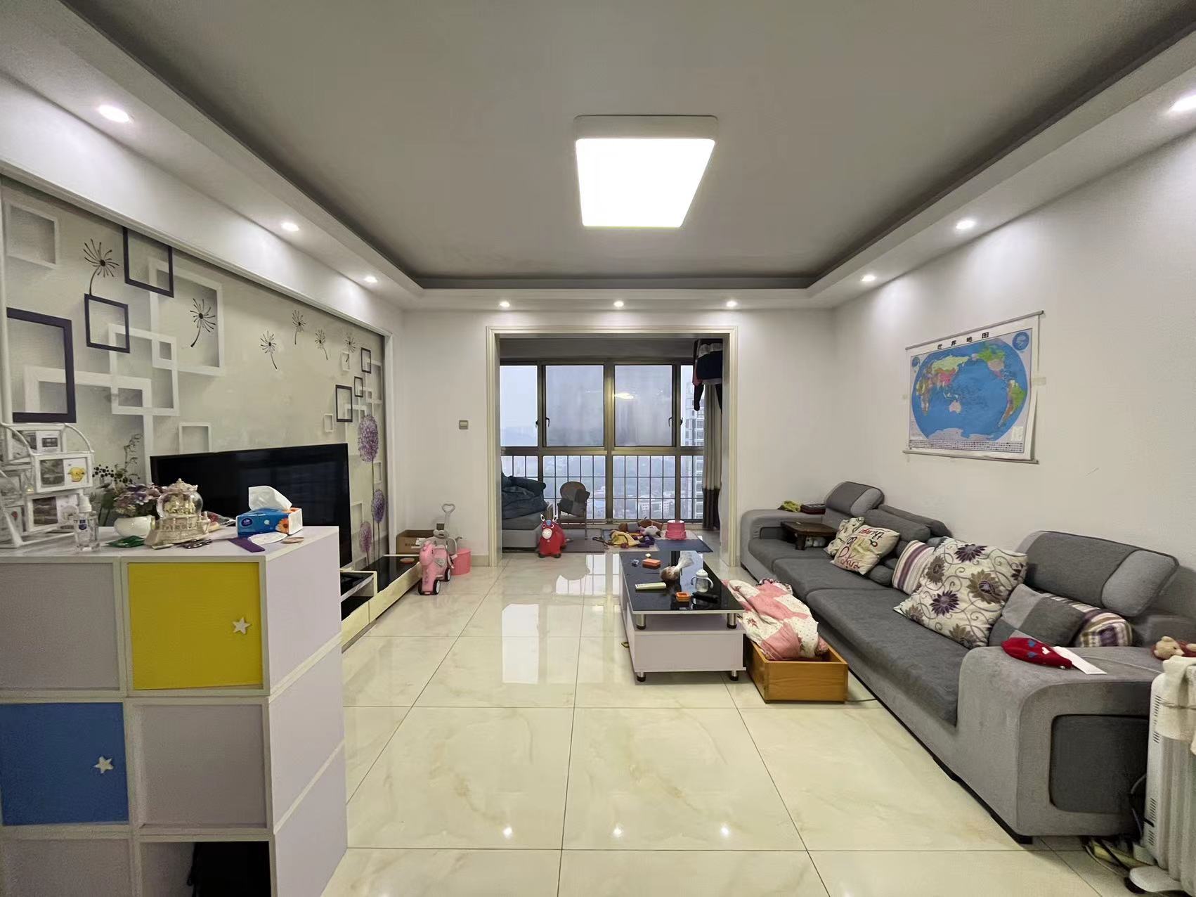 印象华都 4室2厅1卫 49.0万 印象华都 4室2厅1卫 49.0万室内图