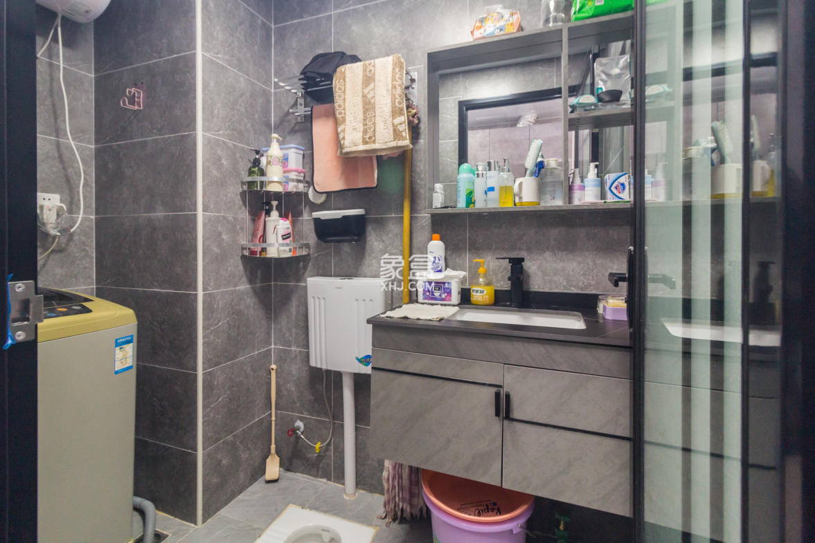 君合新城玺樾  1室1厅1卫    25.4万 君合新城玺樾  1室1厅1卫    25.4万卫生间