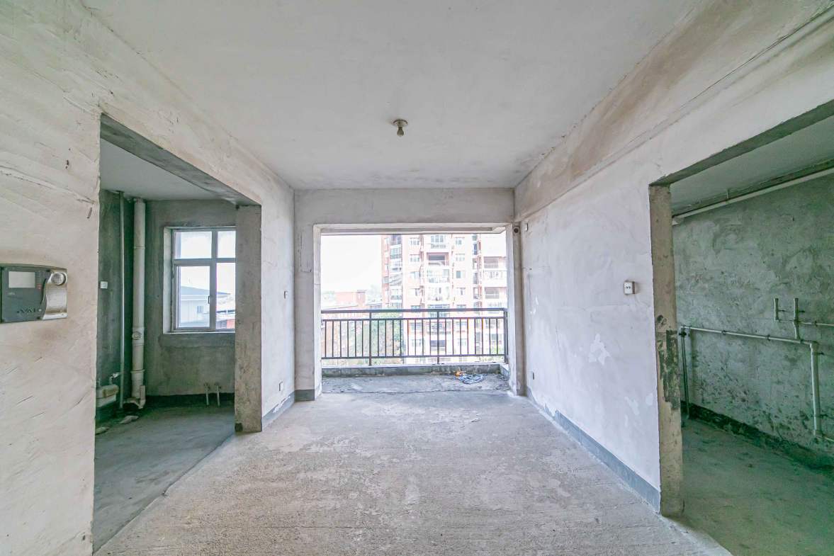 淞雅苑  5室2厅2卫    100.0万 淞雅苑  5室2厅2卫    100.0万客厅