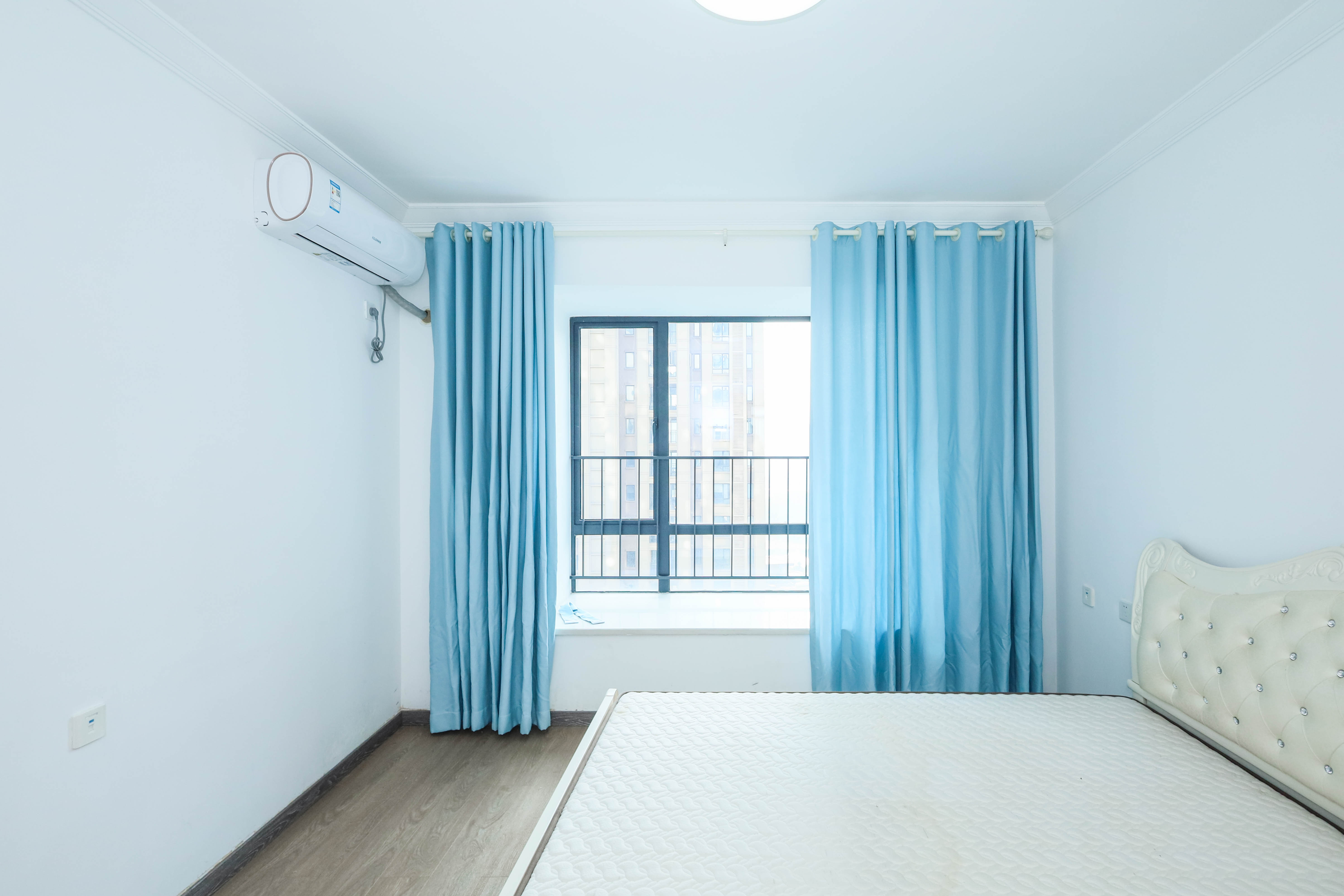 中海梅溪湖壹号  3室1厅1卫    218.0万 中海梅溪湖壹号  3室1厅1卫    218.0万卧室