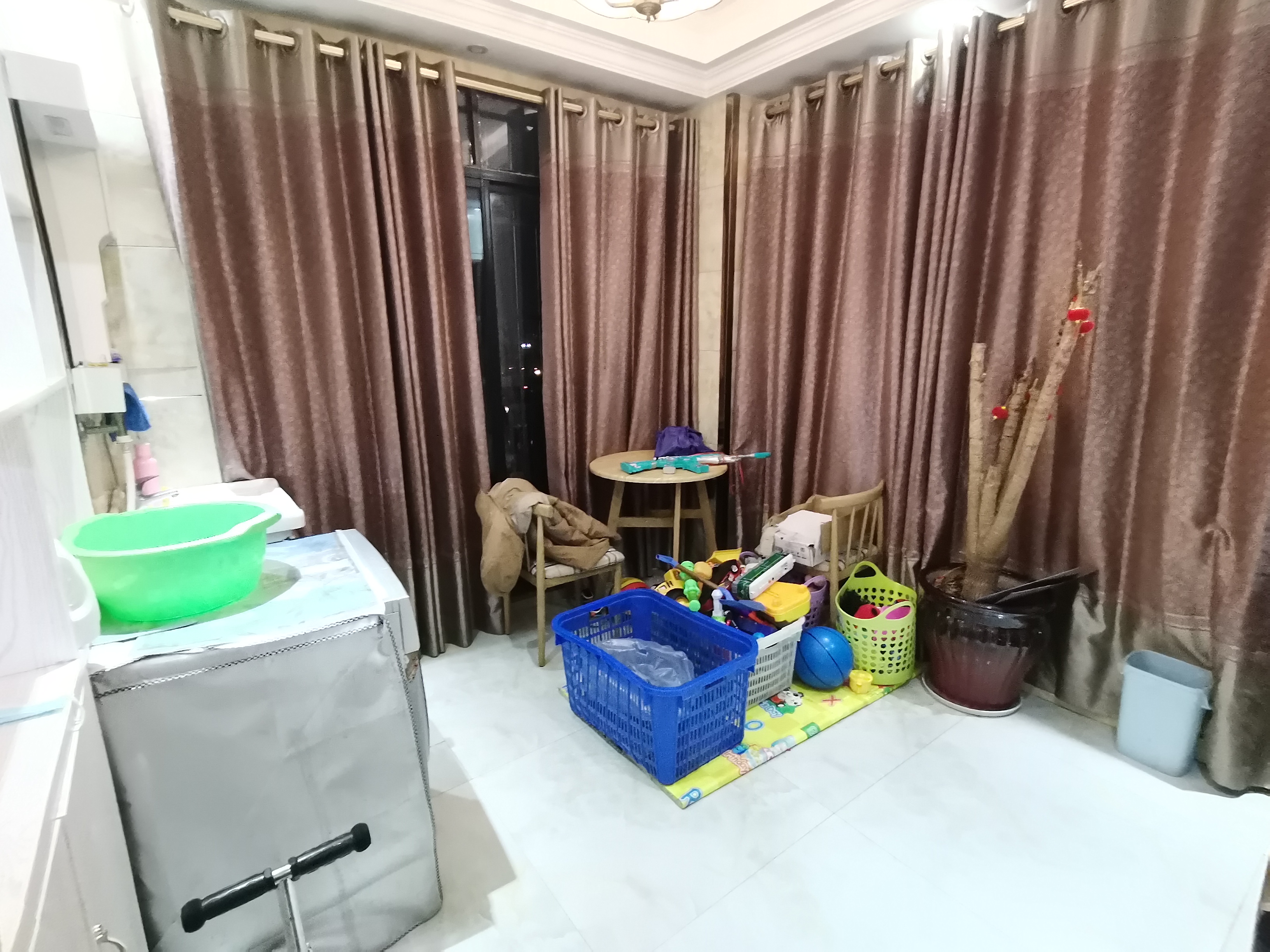 圣华名城建设北路110号  3室2厅2卫    50.0万 圣华名城建设北路110号  3室2厅2卫    50.0万室内图