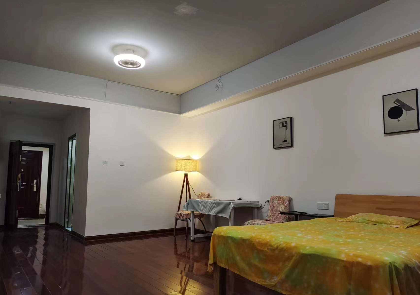 金轮时代广场 1室1厅1卫 39.50万 金轮时代广场 1室1厅1卫 39.50万室内图