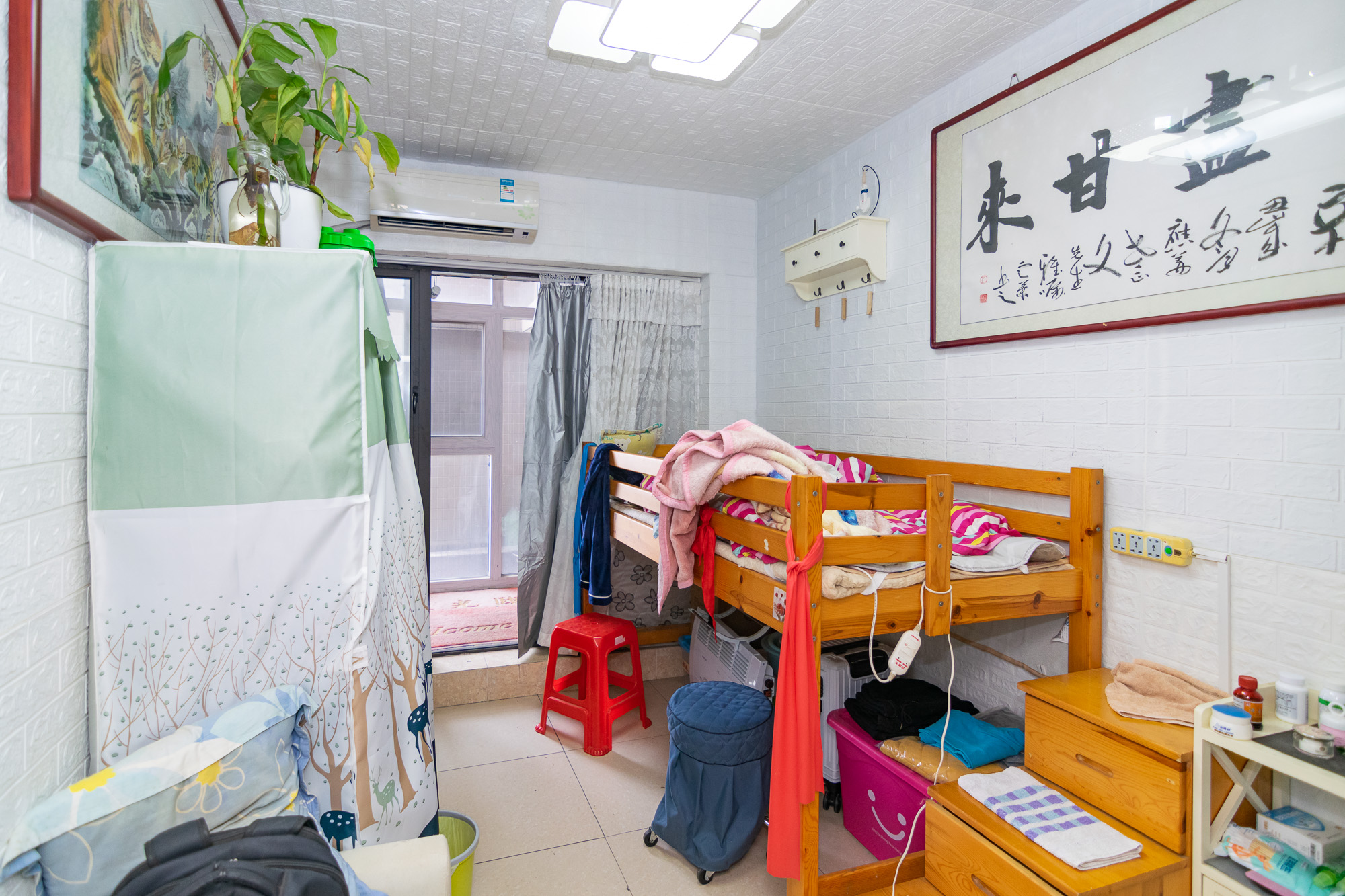 润和紫郡一期 5室2厅1卫 135.93万 润和紫郡一期 5室2厅1卫 135.93万卧室