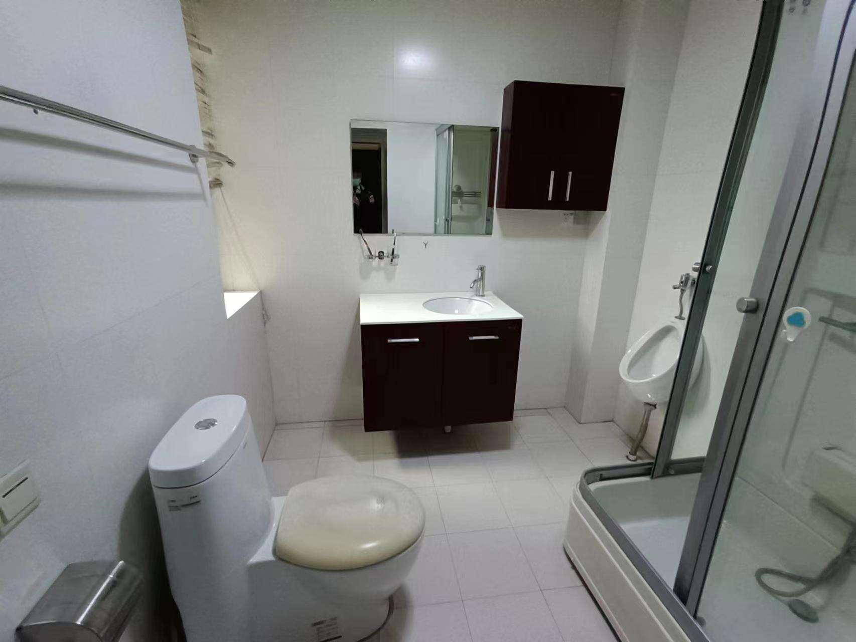 枫林绿洲 5室3厅3卫 68.8万 枫林绿洲 5室3厅3卫 68.8万室内图