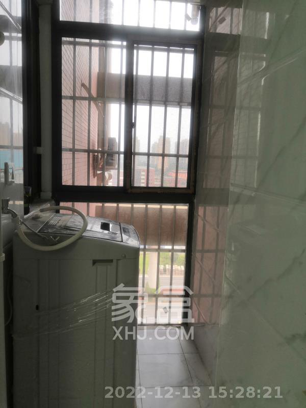 金谷豪庭  3室2厅1卫   2000.00元/月室内图