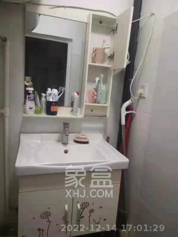 含浦家苑 3室2厅1卫 2000.0元/月 含浦家苑 3室2厅1卫 2000.0元/月室内图