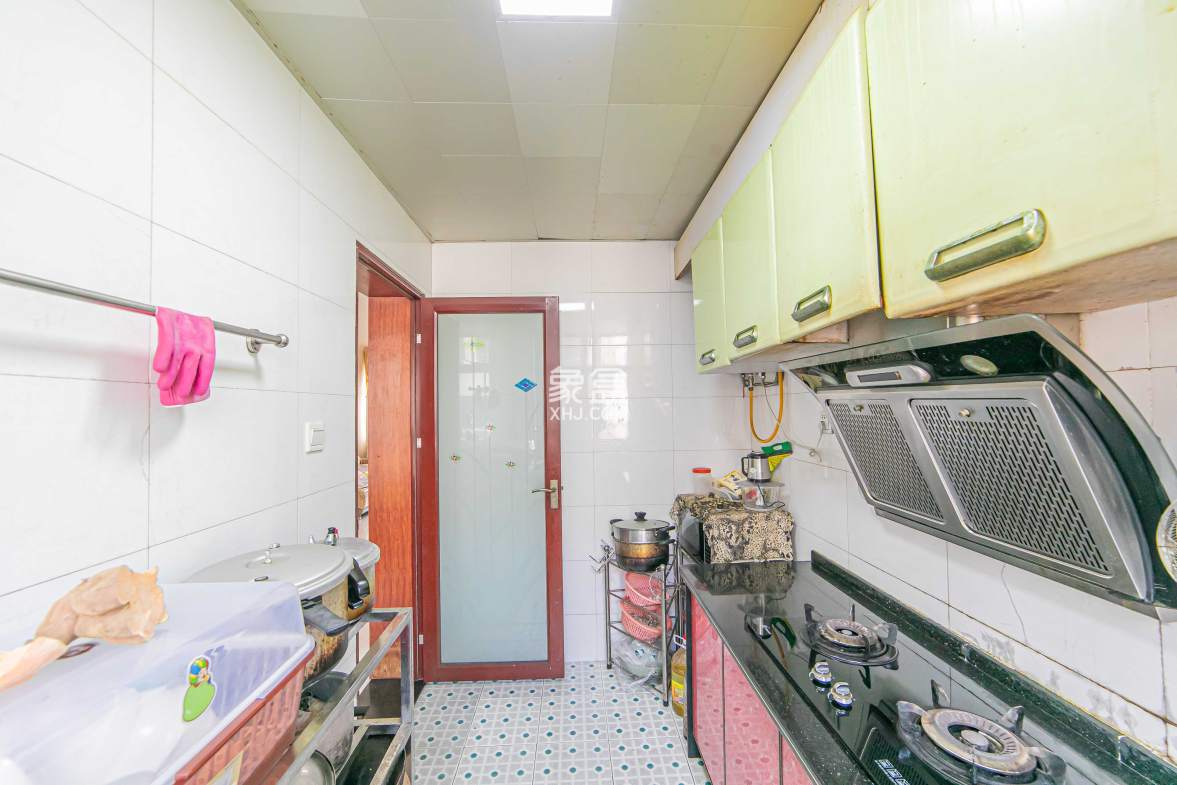 鹏基诺亚山林 2室2厅1卫 63.80万 鹏基诺亚山林 2室2厅1卫 63.80万厨房
