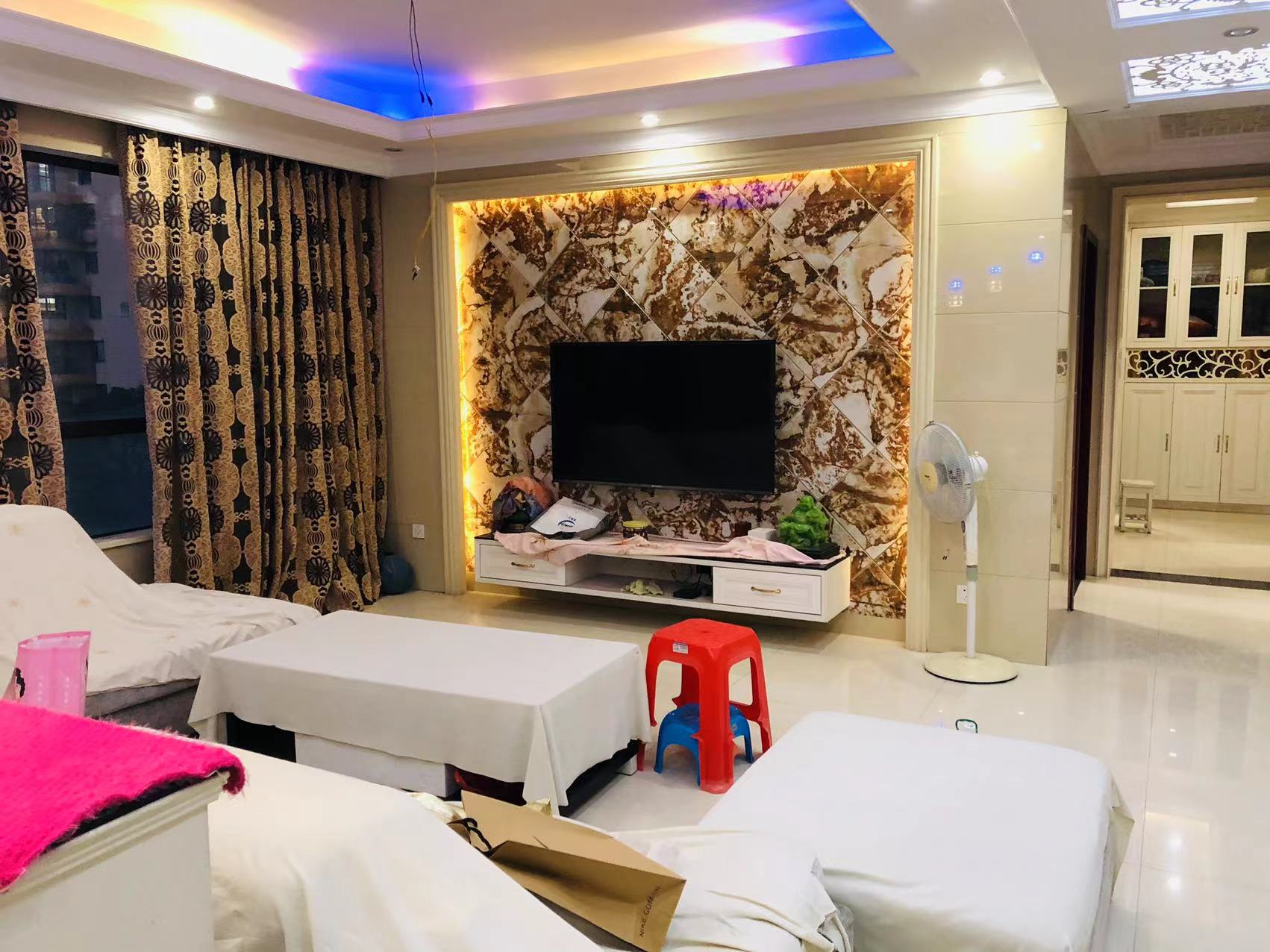 曼哈顿花园 3室2厅2卫 110.0万 曼哈顿花园 3室2厅2卫 110.0万室内图