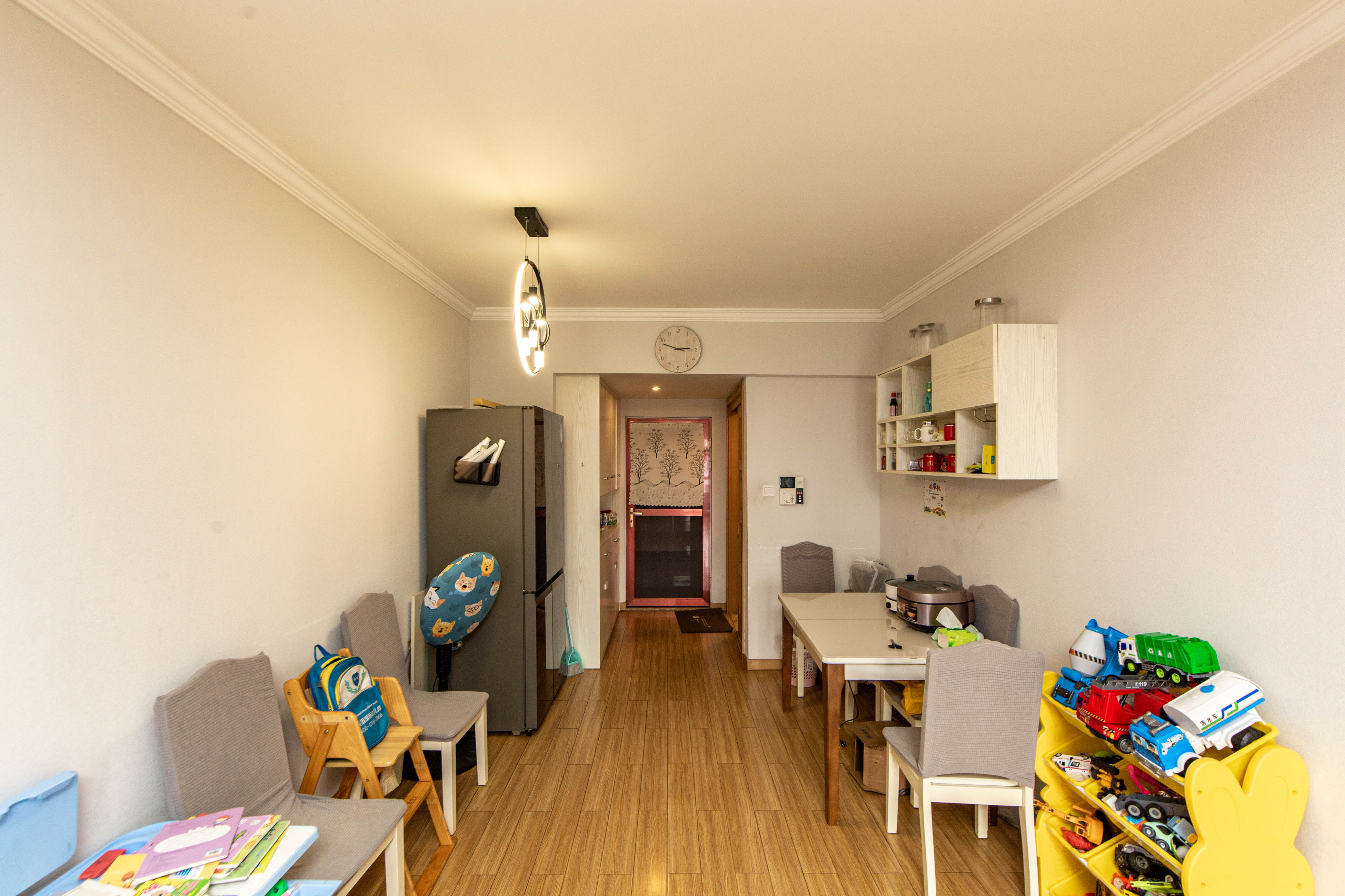 旭辉国际广场（永升商业广场）  3室2厅2卫    149.8万客厅