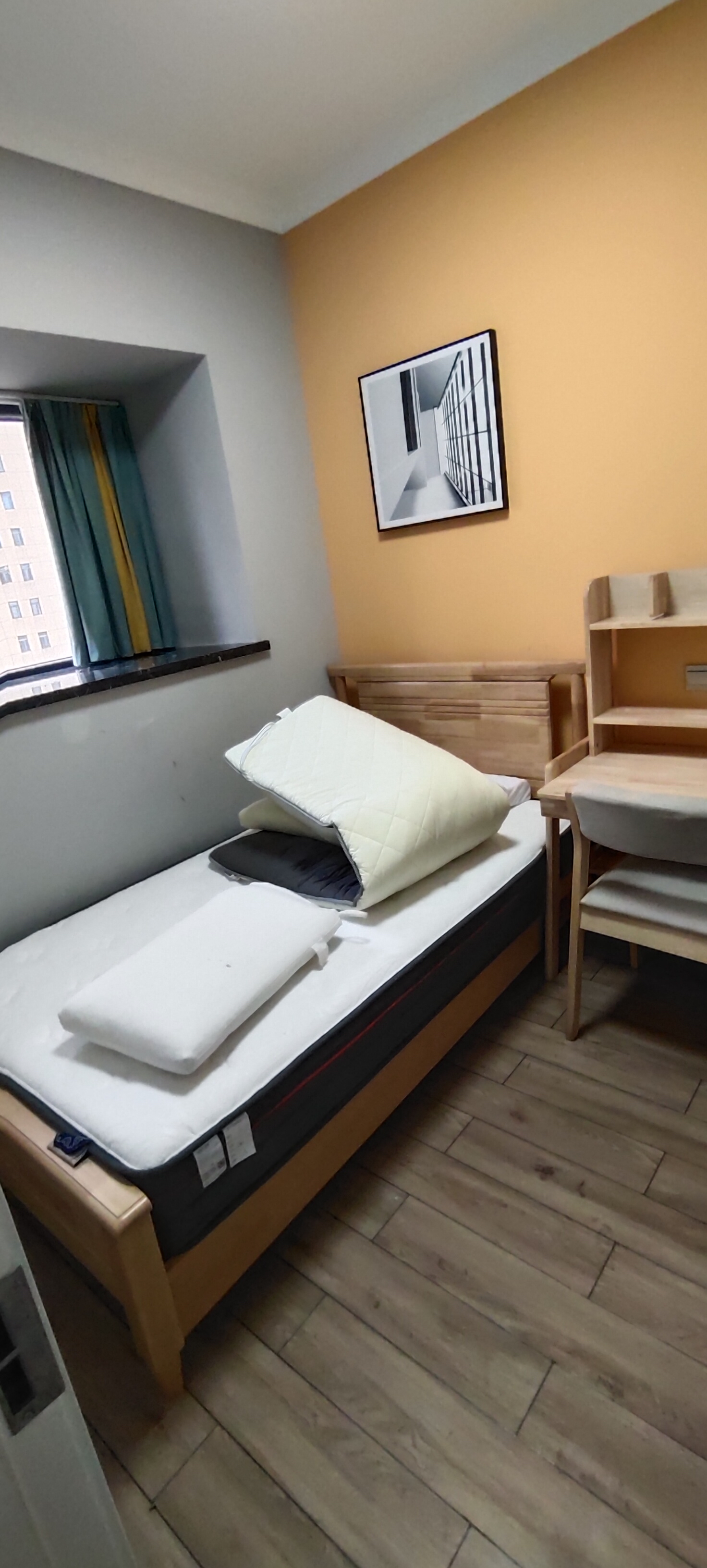 百弘学府城  2室1厅1卫   1800.00元/月室内图