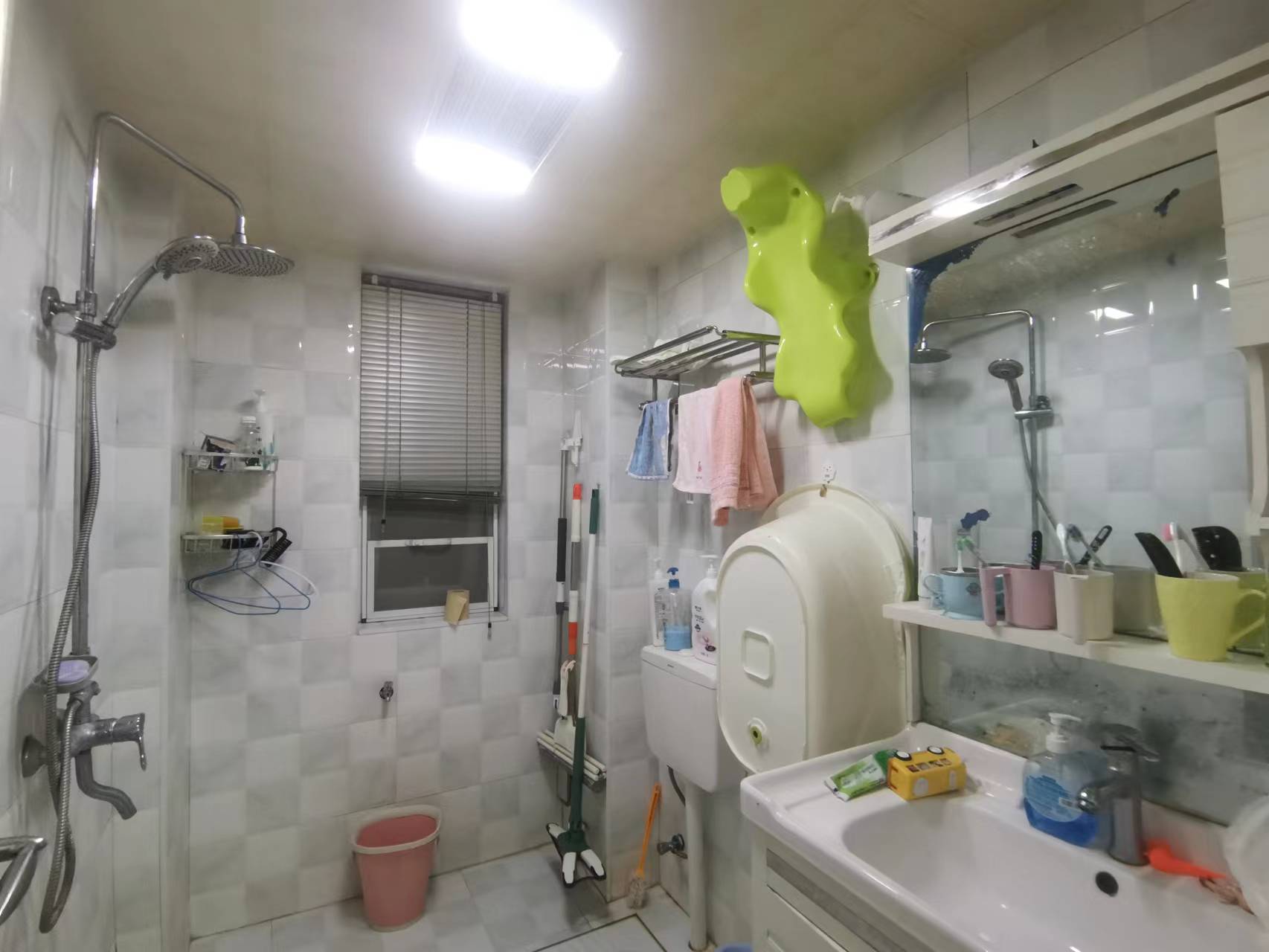 美的城三期 3室2厅2卫 65.0万 美的城三期 3室2厅2卫 65.0万室内图