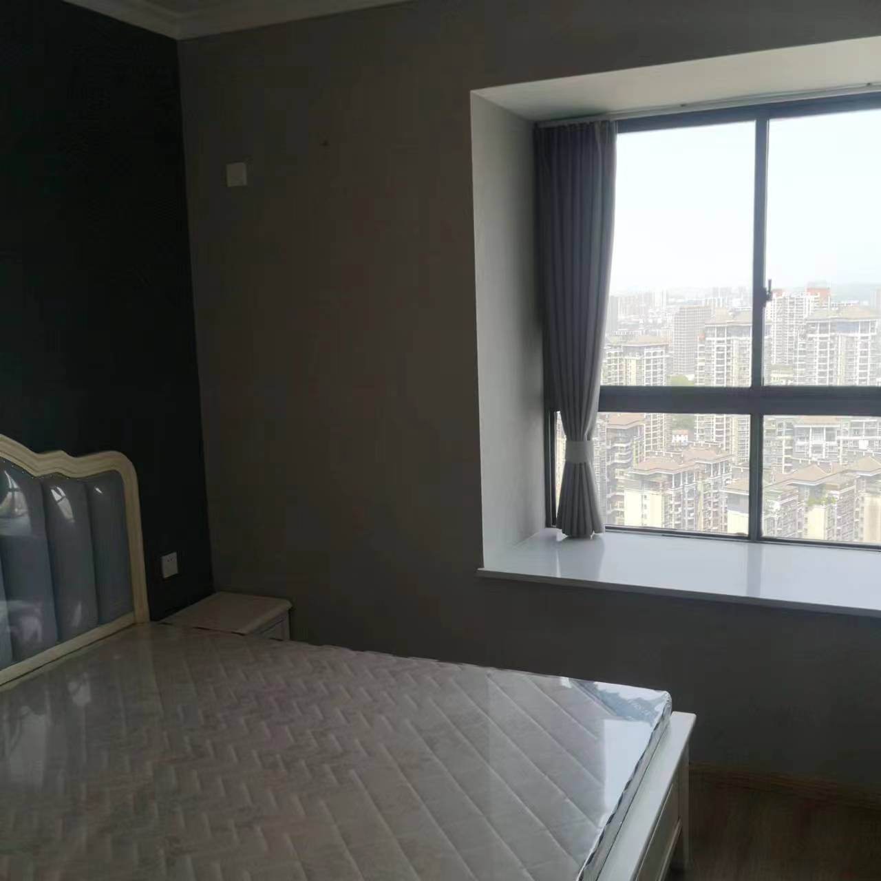 金碧花园 4室2厅2卫 90.00万 金碧花园 4室2厅2卫 90.00万室内图