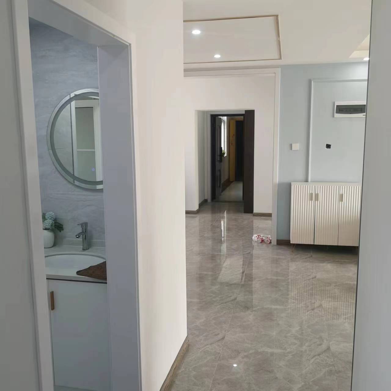 金碧花园 4室2厅2卫 90.00万 金碧花园 4室2厅2卫 90.00万室内图