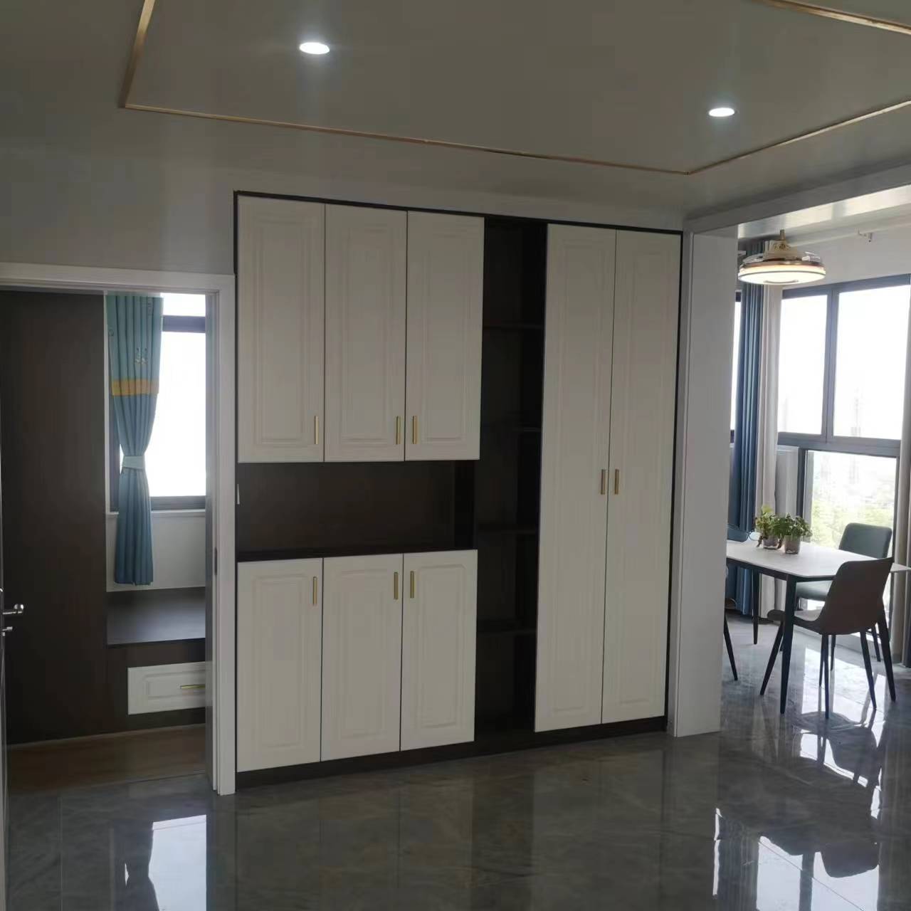 金碧花园 4室2厅2卫 90.00万 金碧花园 4室2厅2卫 90.00万室内图