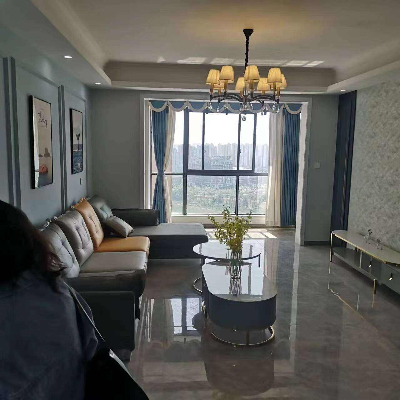 金碧花园 4室2厅2卫 90.00万 金碧花园 4室2厅2卫 90.00万室内图